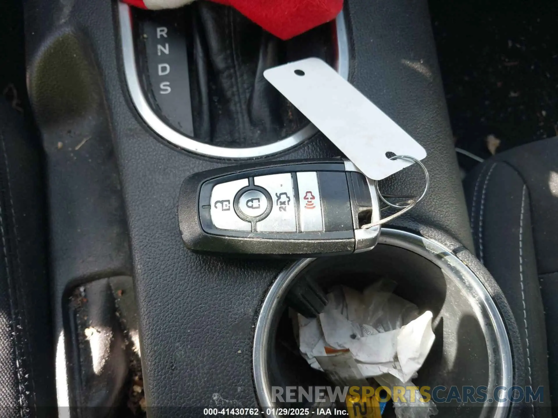11 Photograph of a damaged car 1FATP8UH9K5193803 FORD MUSTANG 2019