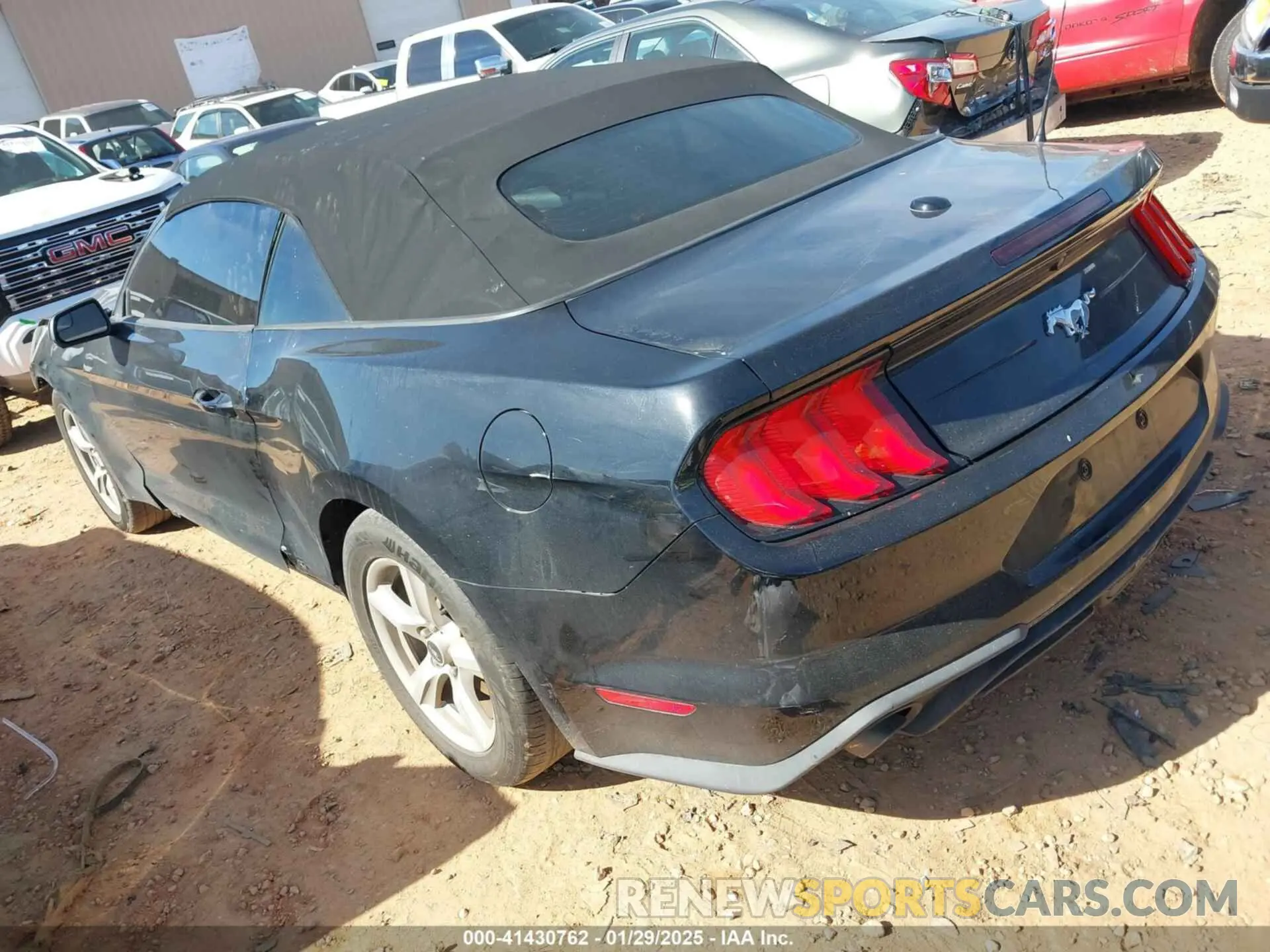3 Photograph of a damaged car 1FATP8UH9K5193803 FORD MUSTANG 2019