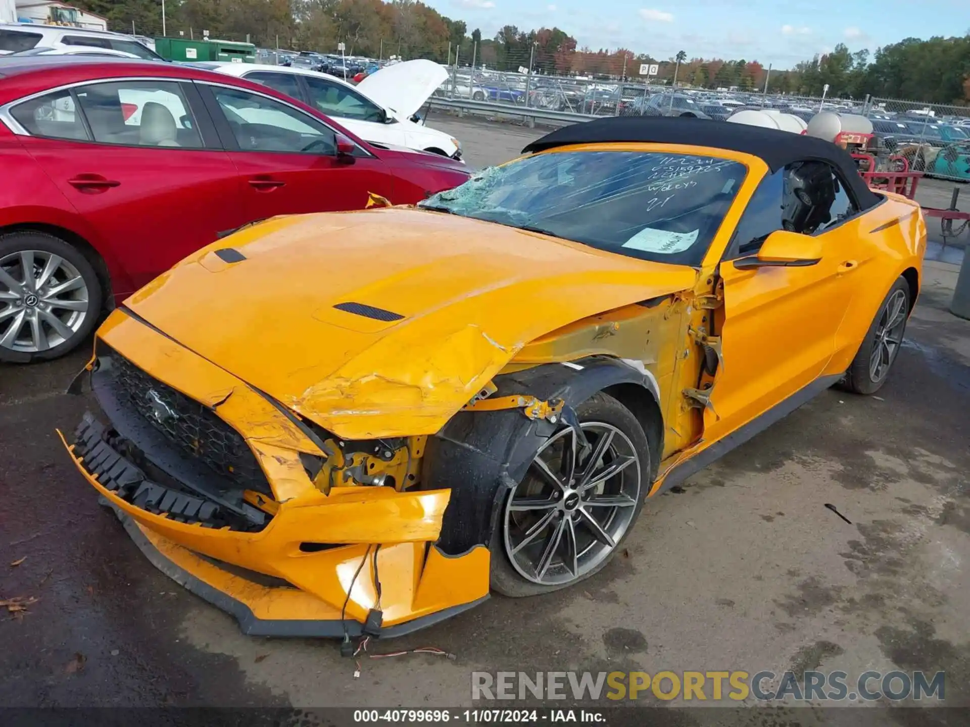 16 Photograph of a damaged car 1FATP8UHXK5159725 FORD MUSTANG 2019