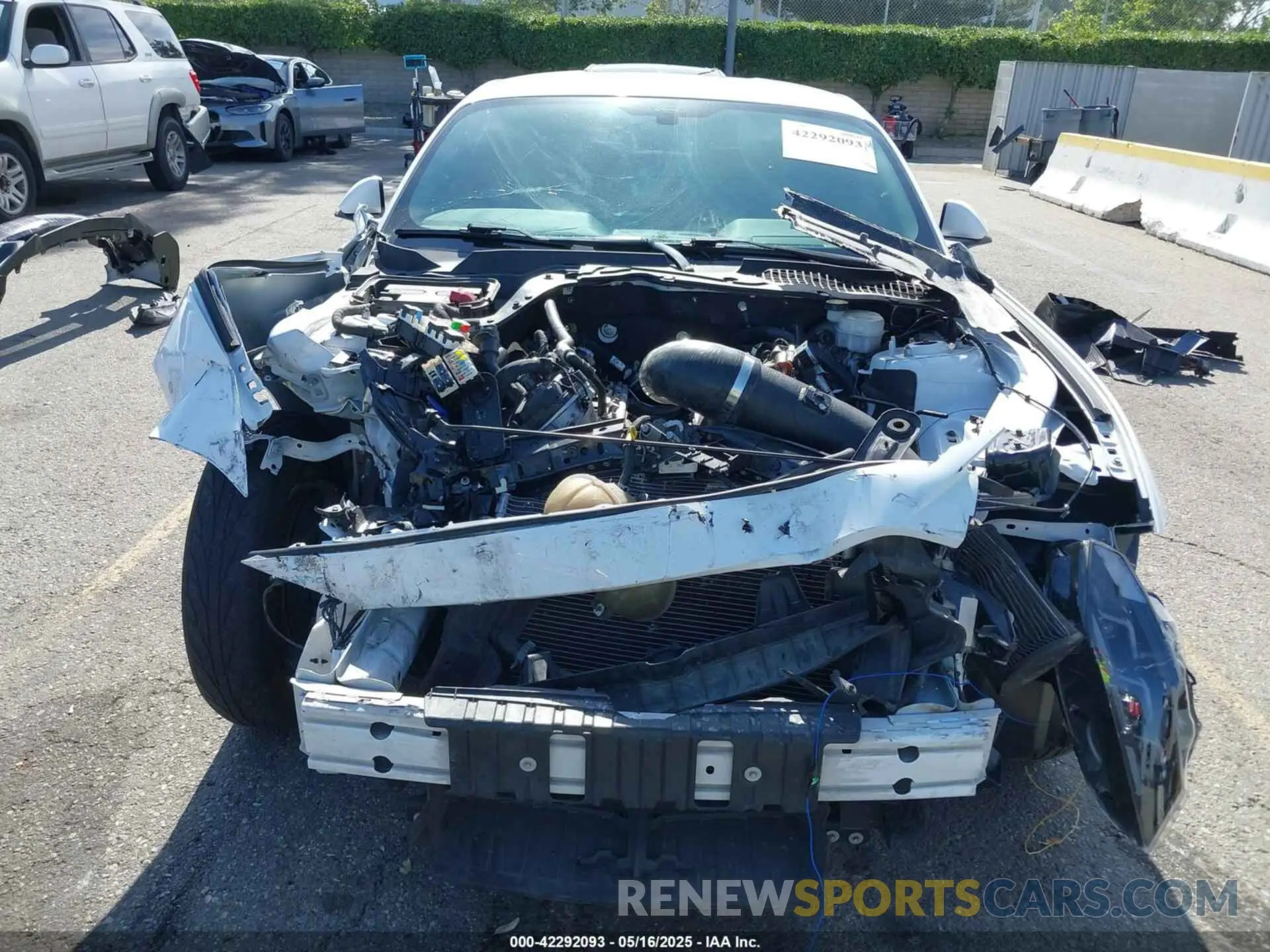 6 Photograph of a damaged car 1FA6P8CF0L5136422 FORD MUSTANG 2020