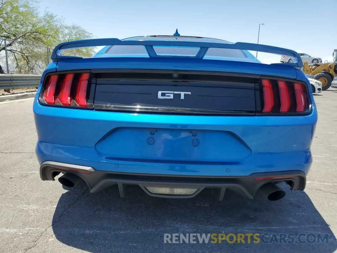 6 Photograph of a damaged car 1FA6P8CF0L5142012 FORD MUSTANG 2020