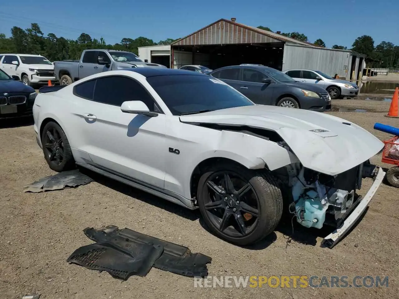 4 Photograph of a damaged car 1FA6P8CF0L5153723 FORD MUSTANG 2020