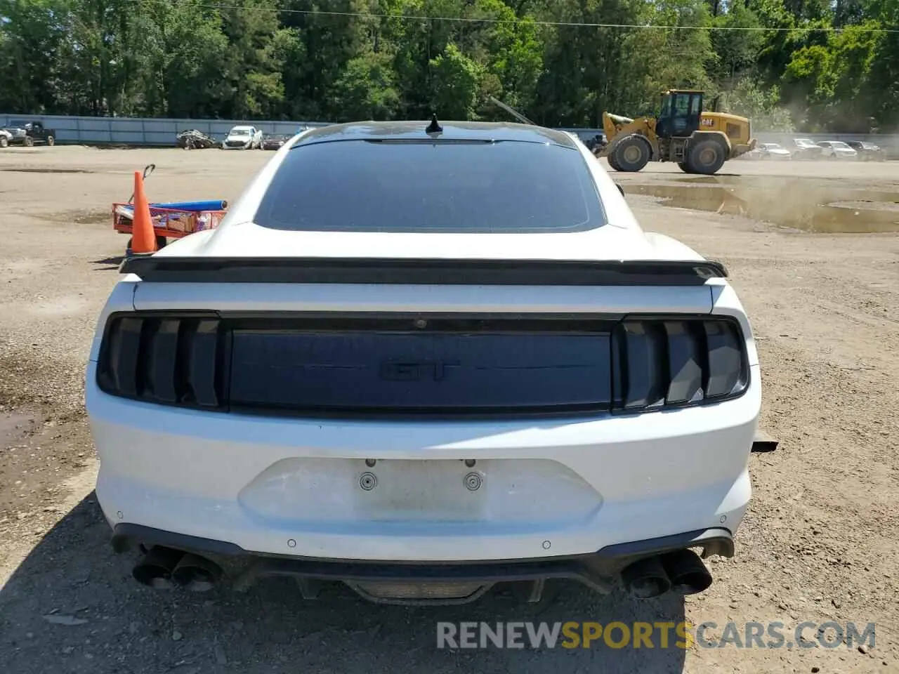 6 Photograph of a damaged car 1FA6P8CF0L5153723 FORD MUSTANG 2020