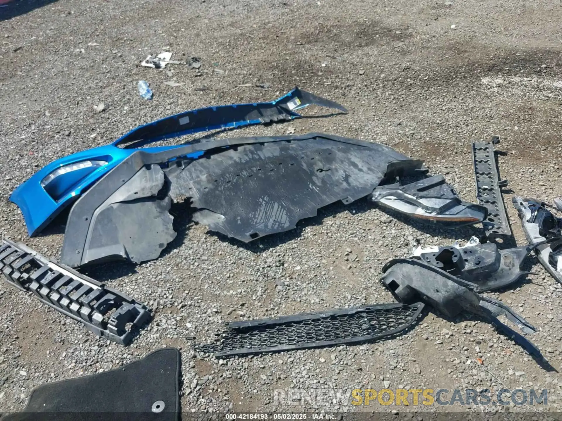 11 Photograph of a damaged car 1FA6P8CF1L5130970 FORD MUSTANG 2020