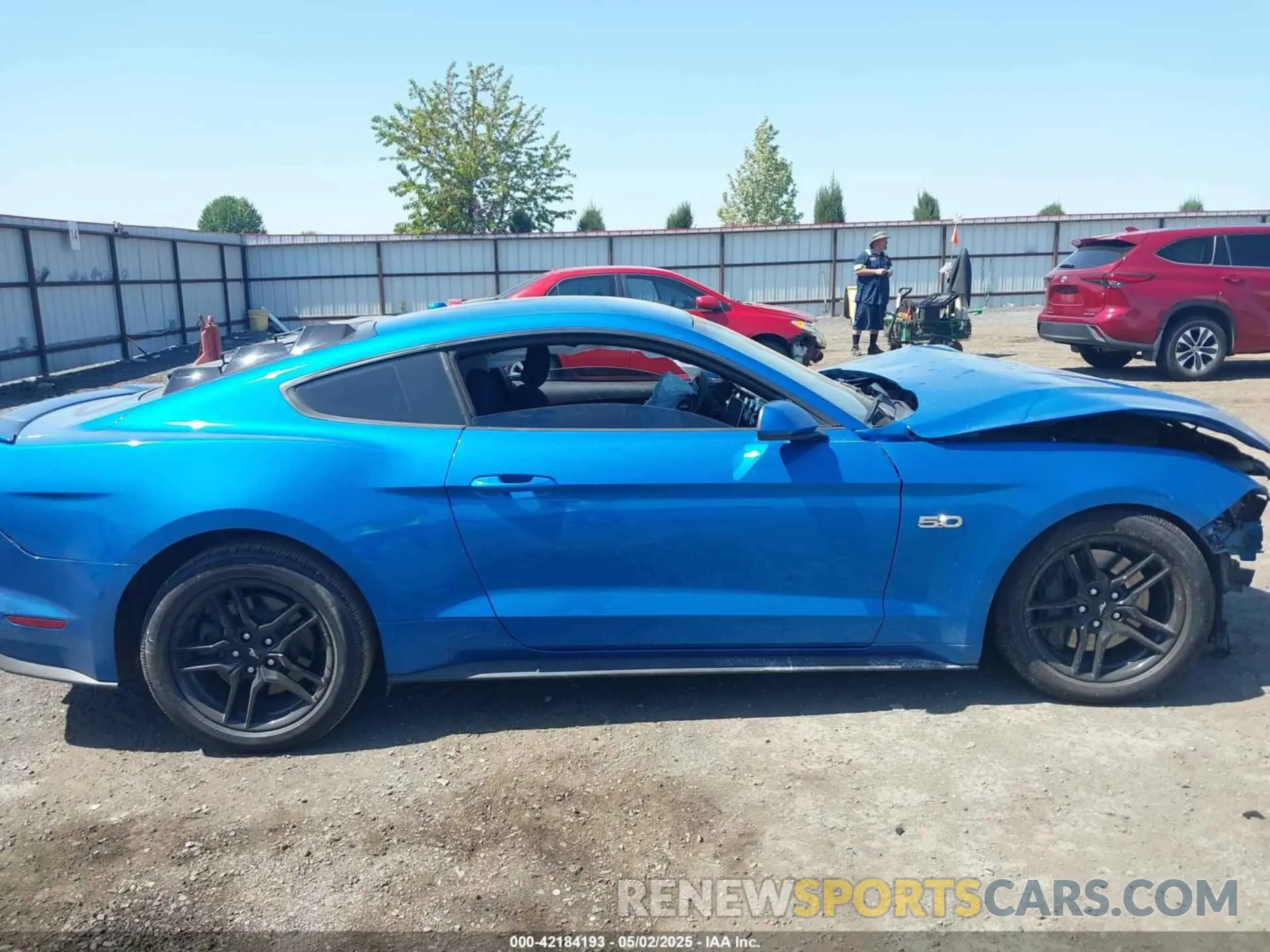 13 Photograph of a damaged car 1FA6P8CF1L5130970 FORD MUSTANG 2020