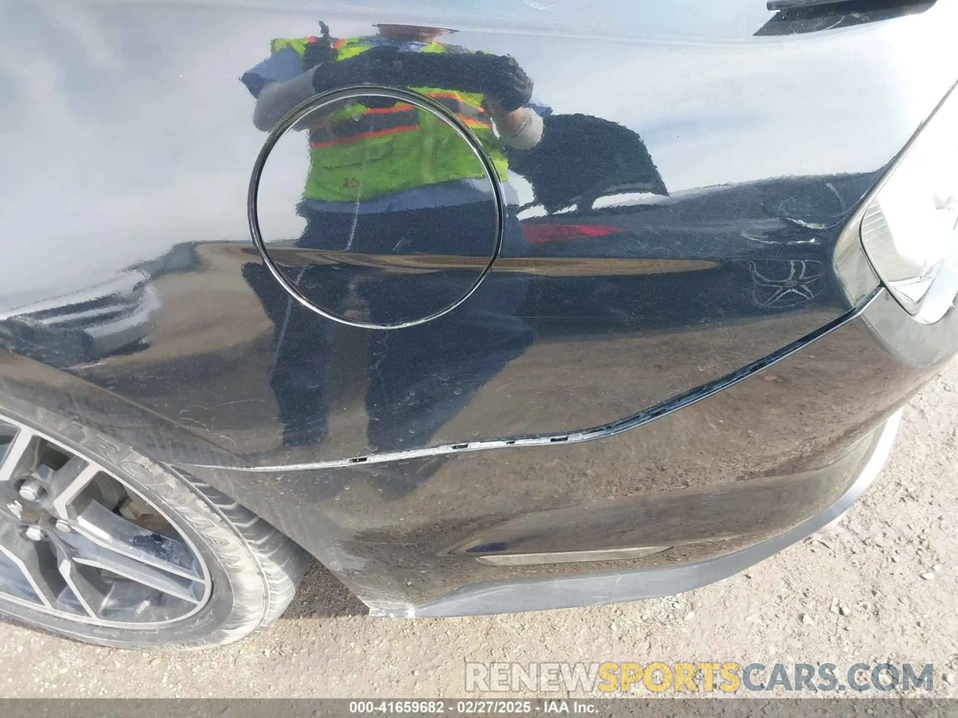 19 Photograph of a damaged car 1FA6P8CF1L5136218 FORD MUSTANG 2020
