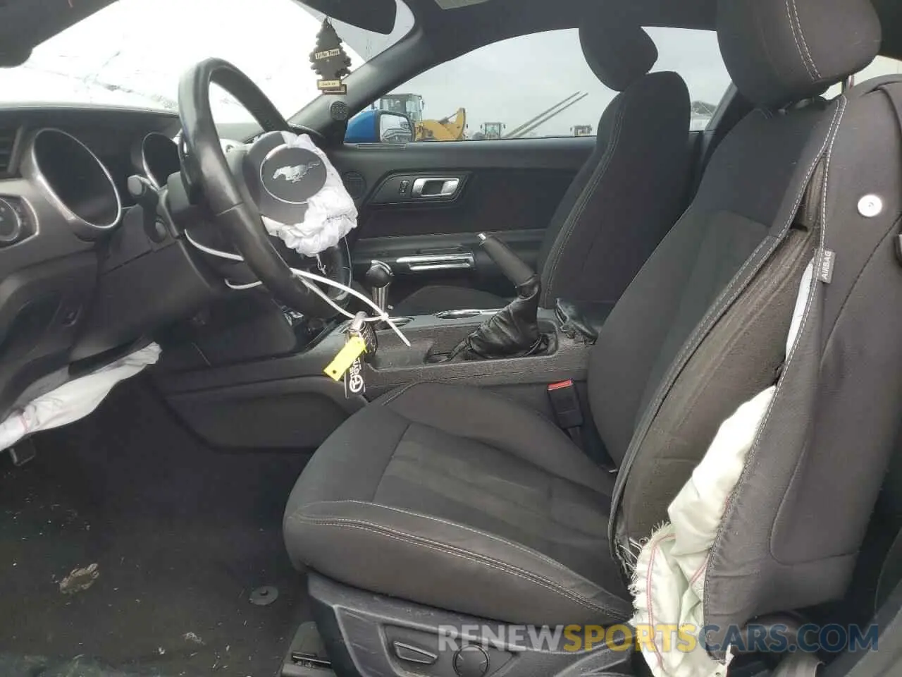 7 Photograph of a damaged car 1FA6P8CF3L5101163 FORD MUSTANG 2020