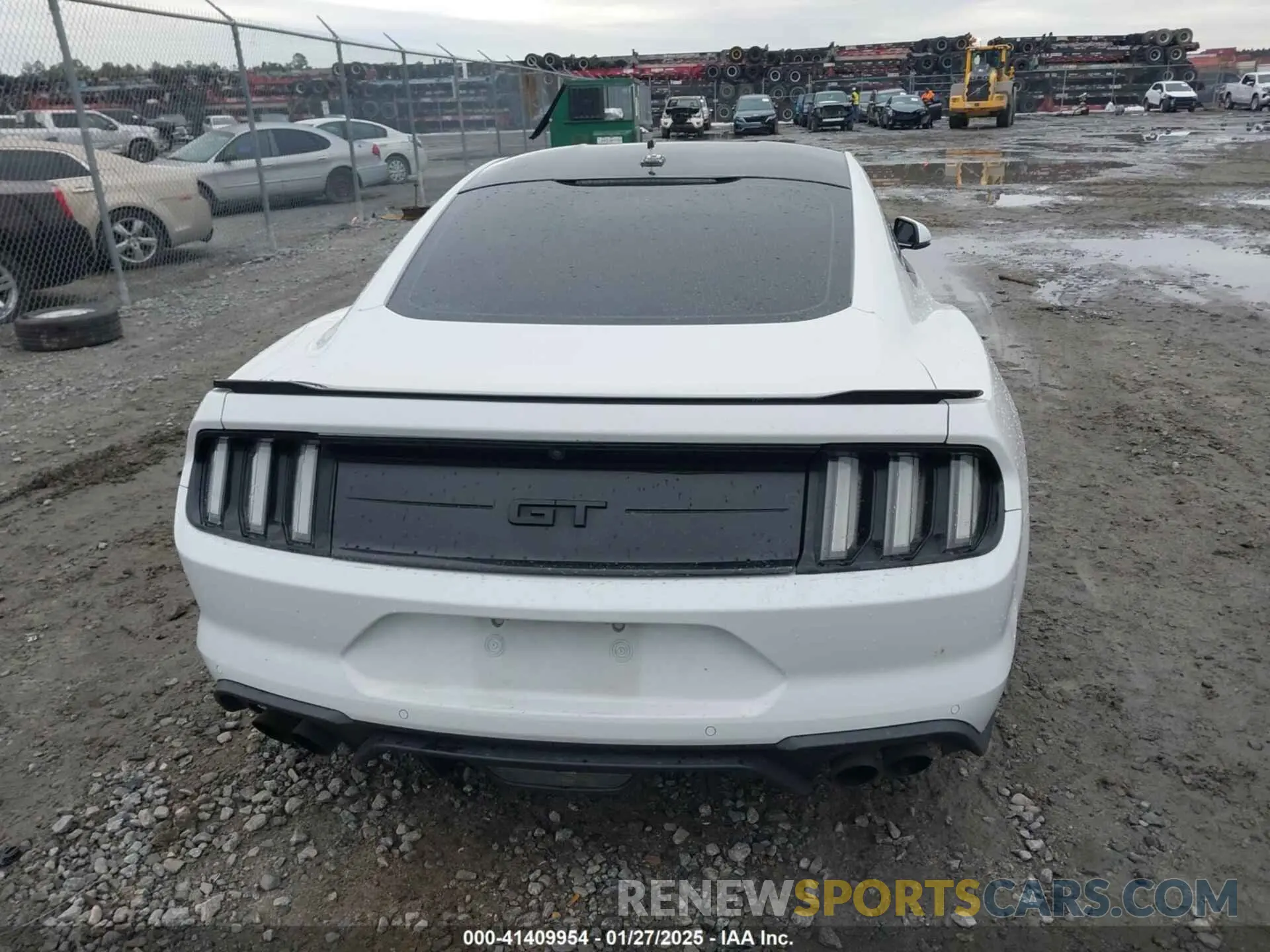 16 Photograph of a damaged car 1FA6P8CF3L5159340 FORD MUSTANG 2020
