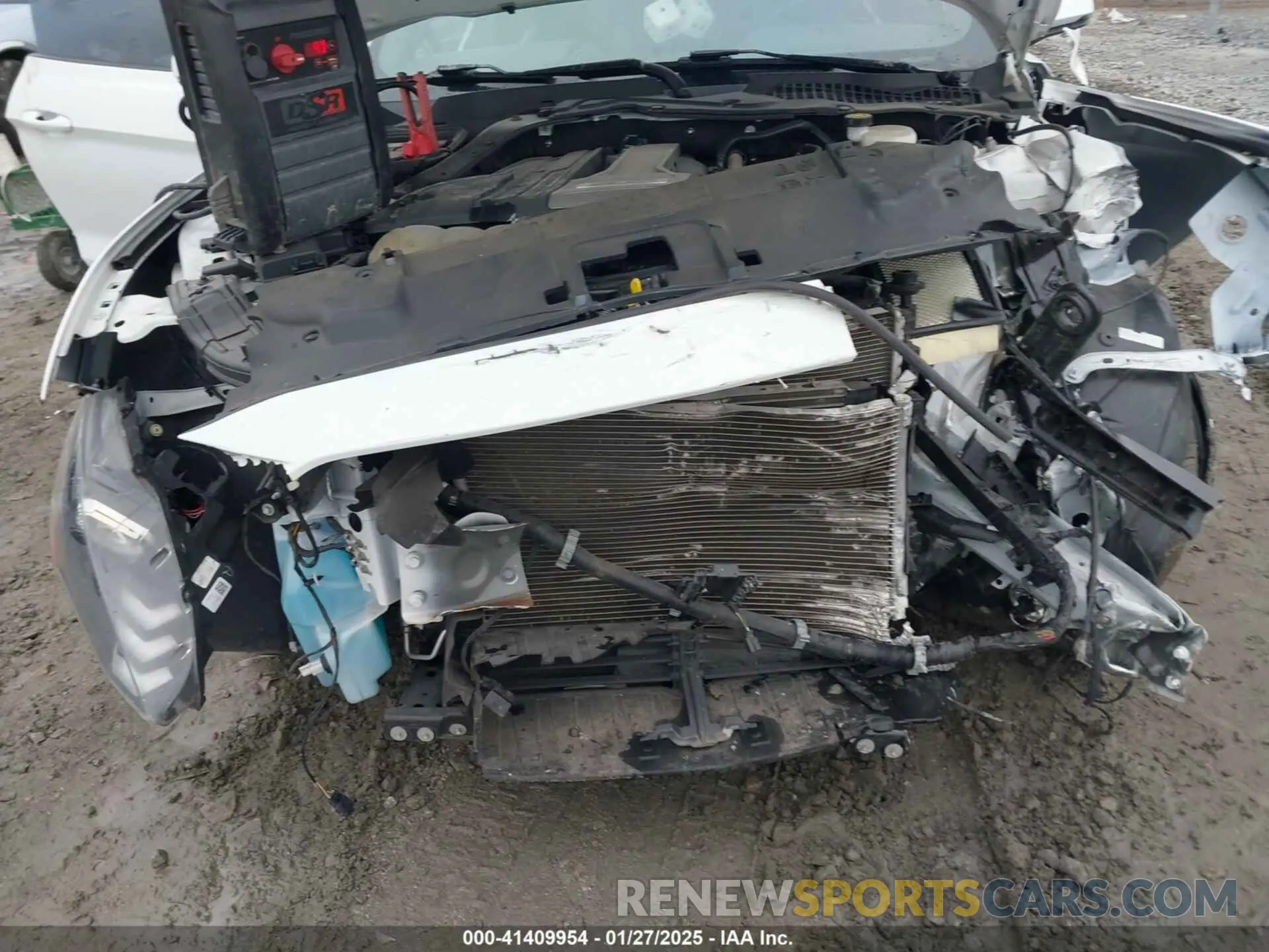 6 Photograph of a damaged car 1FA6P8CF3L5159340 FORD MUSTANG 2020