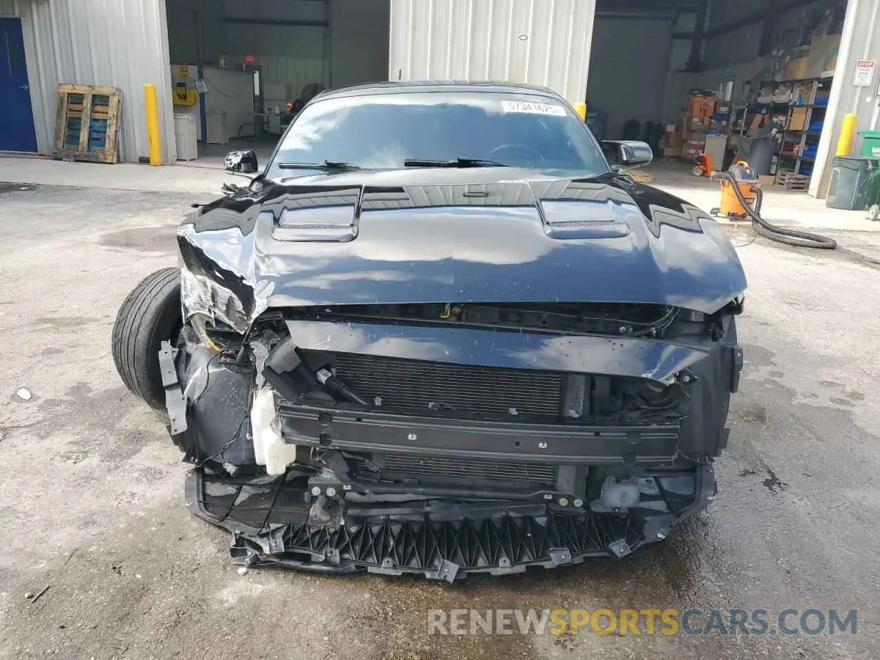 5 Photograph of a damaged car 1FA6P8CF3L5175215 FORD MUSTANG 2020