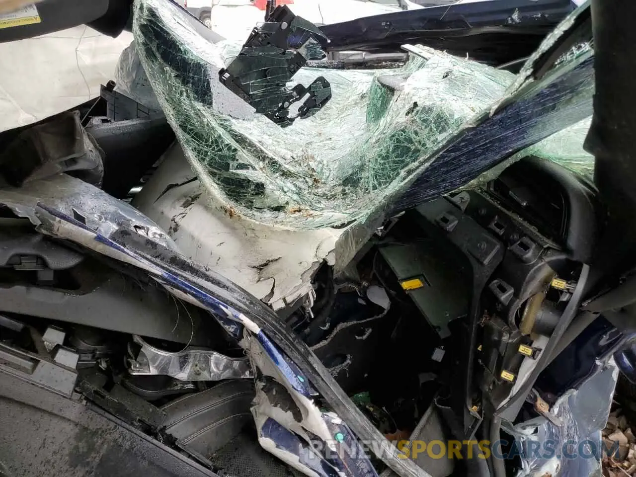 8 Photograph of a damaged car 1FA6P8CF4L5161372 FORD MUSTANG 2020