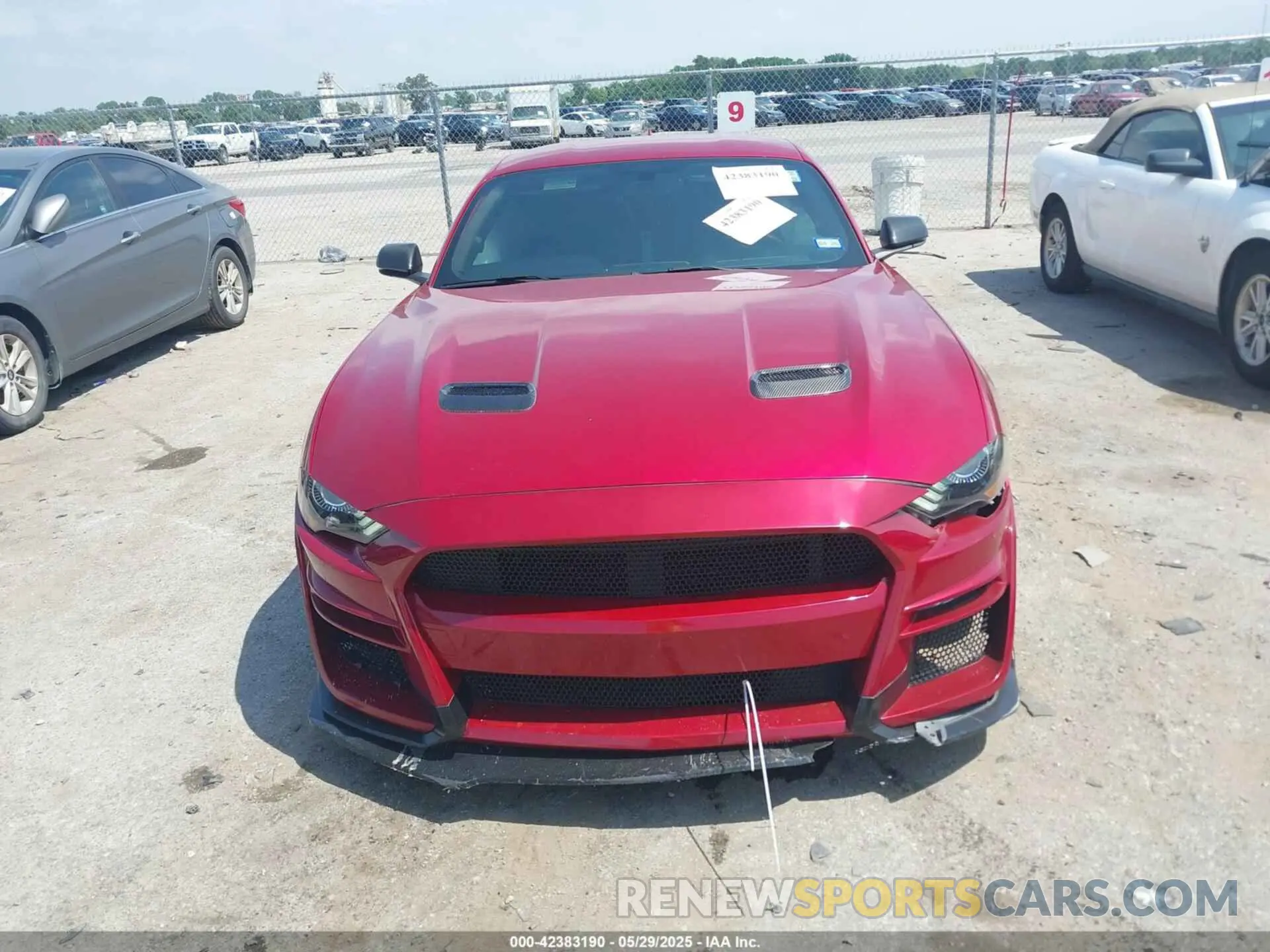 12 Photograph of a damaged car 1FA6P8CF4L5169942 FORD MUSTANG 2020