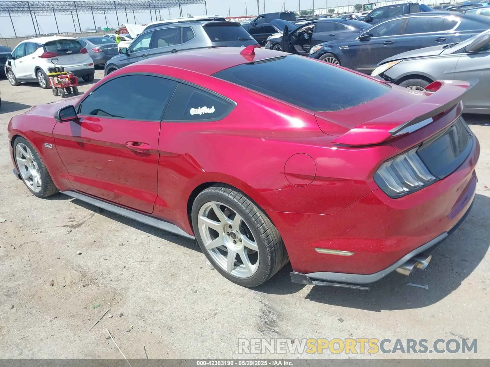 3 Photograph of a damaged car 1FA6P8CF4L5169942 FORD MUSTANG 2020