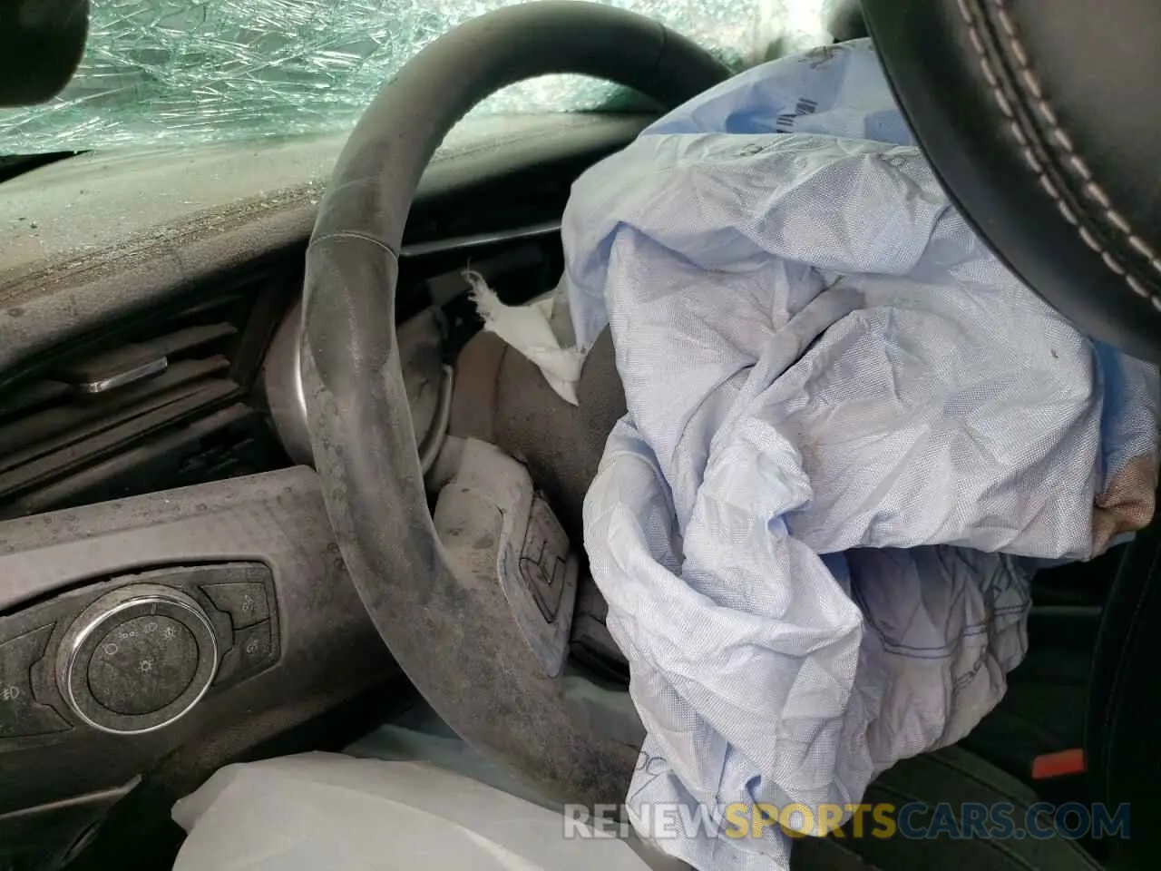 8 Photograph of a damaged car 1FA6P8CF5L5133791 FORD MUSTANG 2020