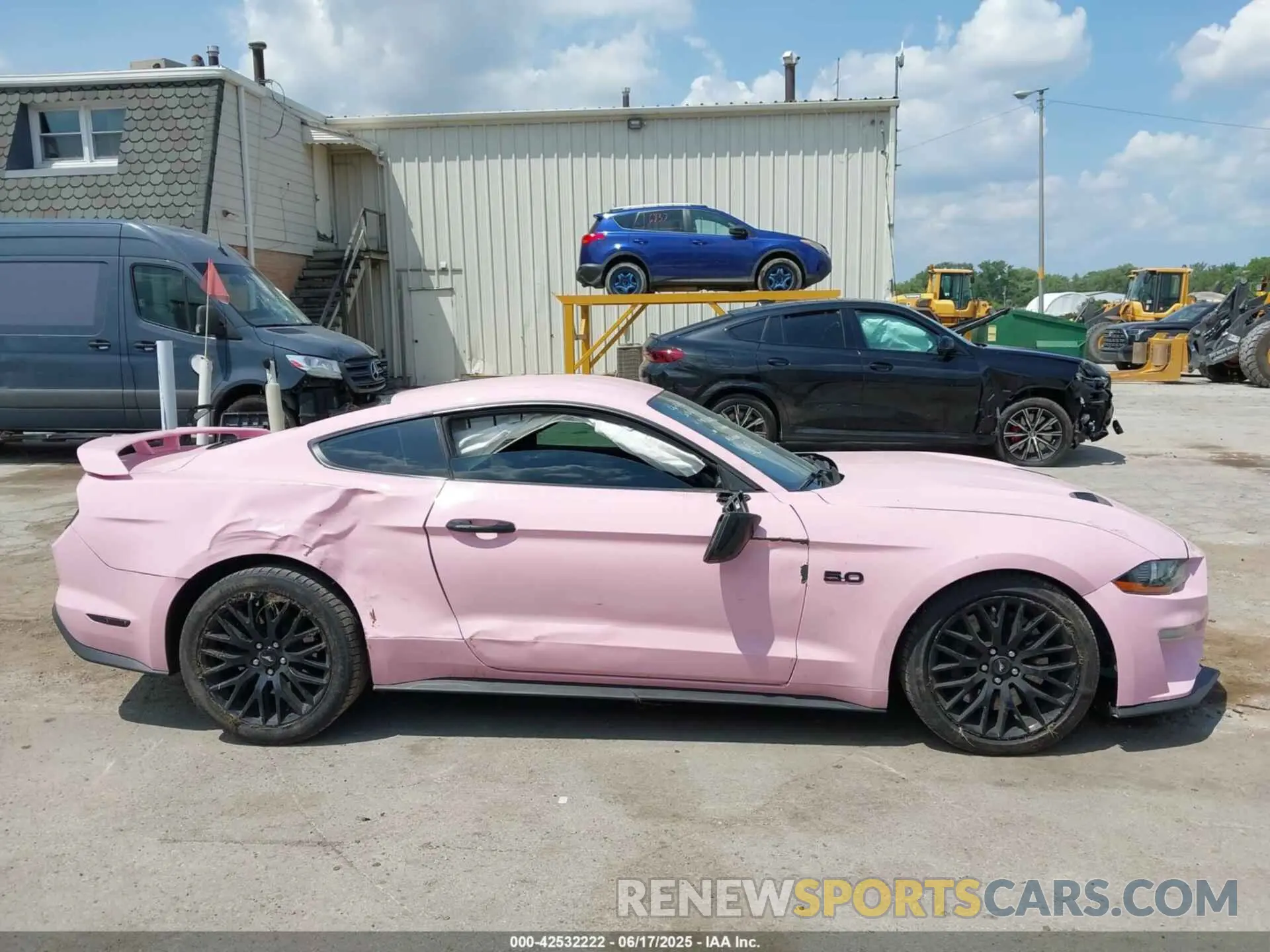 13 Photograph of a damaged car 1FA6P8CF5L5167150 FORD MUSTANG 2020