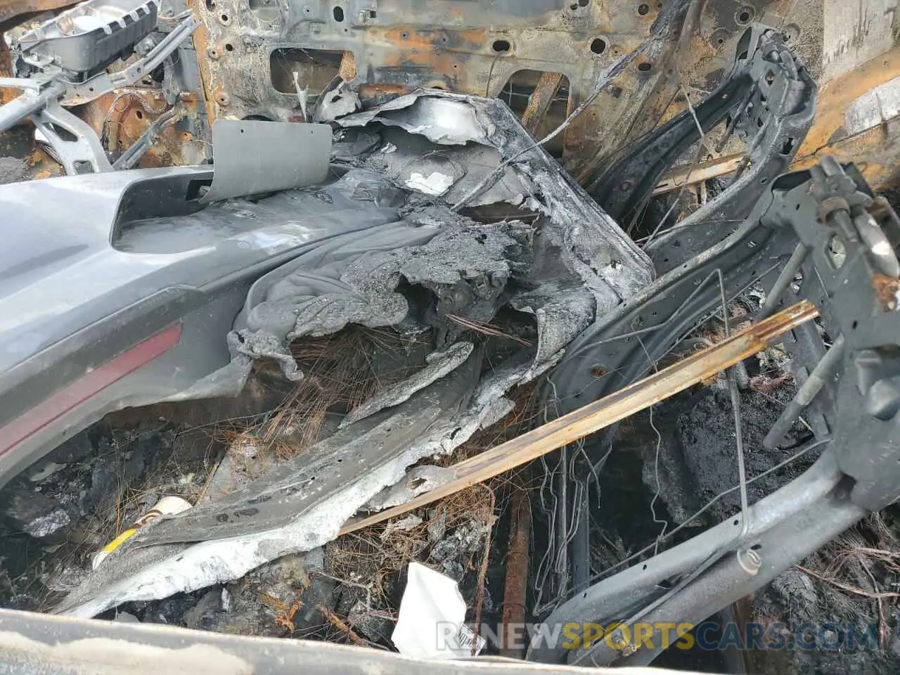 7 Photograph of a damaged car 1FA6P8CF6L5145349 FORD MUSTANG 2020
