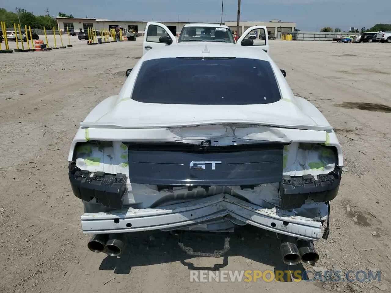 6 Photograph of a damaged car 1FA6P8CF6L5157906 FORD MUSTANG 2020