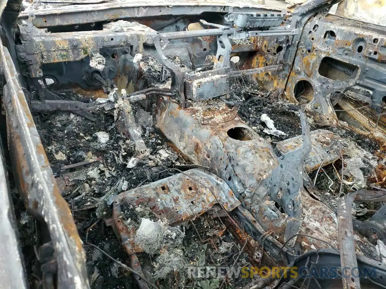 8 Photograph of a damaged car 1FA6P8CF6L5173491 FORD MUSTANG 2020