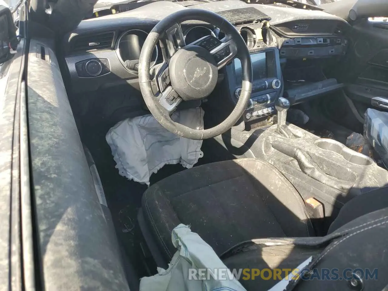 8 Photograph of a damaged car 1FA6P8CF7L5123022 FORD MUSTANG 2020