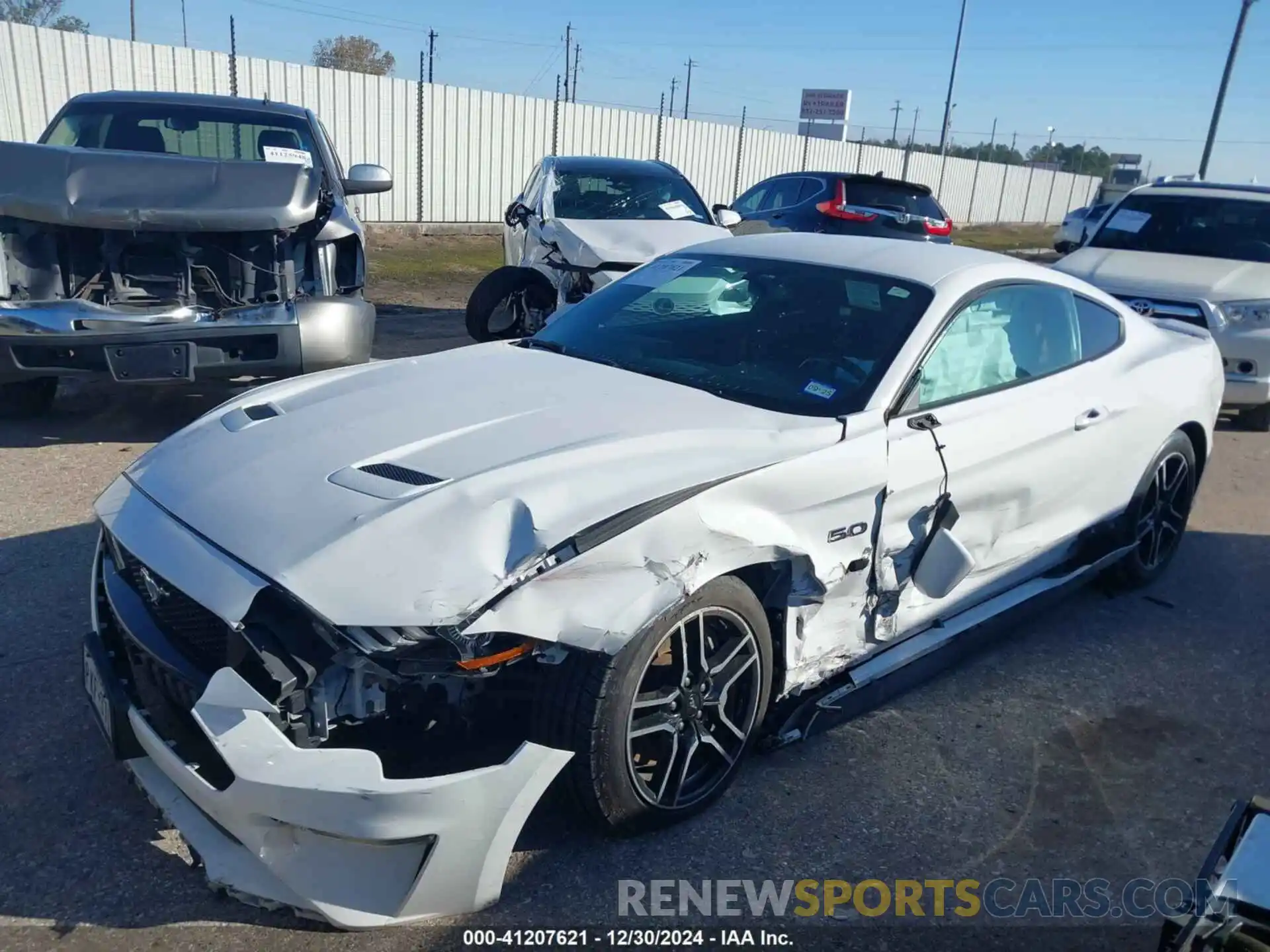 2 Photograph of a damaged car 1FA6P8CF7L5130312 FORD MUSTANG 2020