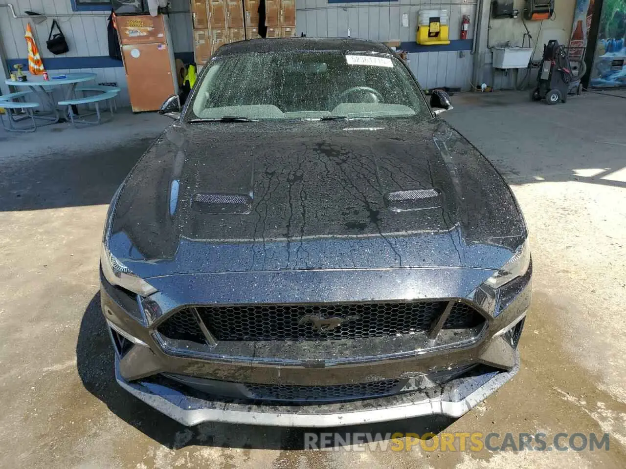 5 Photograph of a damaged car 1FA6P8CF7L5158501 FORD MUSTANG 2020
