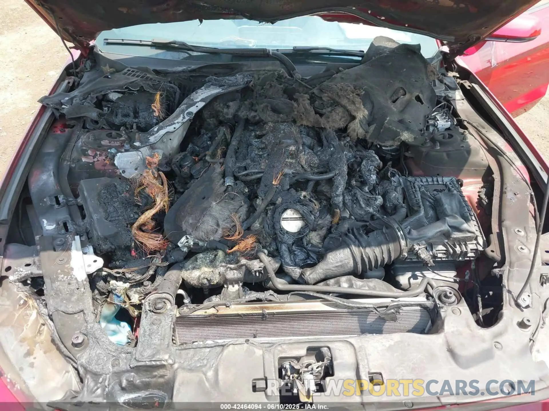 10 Photograph of a damaged car 1FA6P8CF7L5191661 FORD MUSTANG 2020