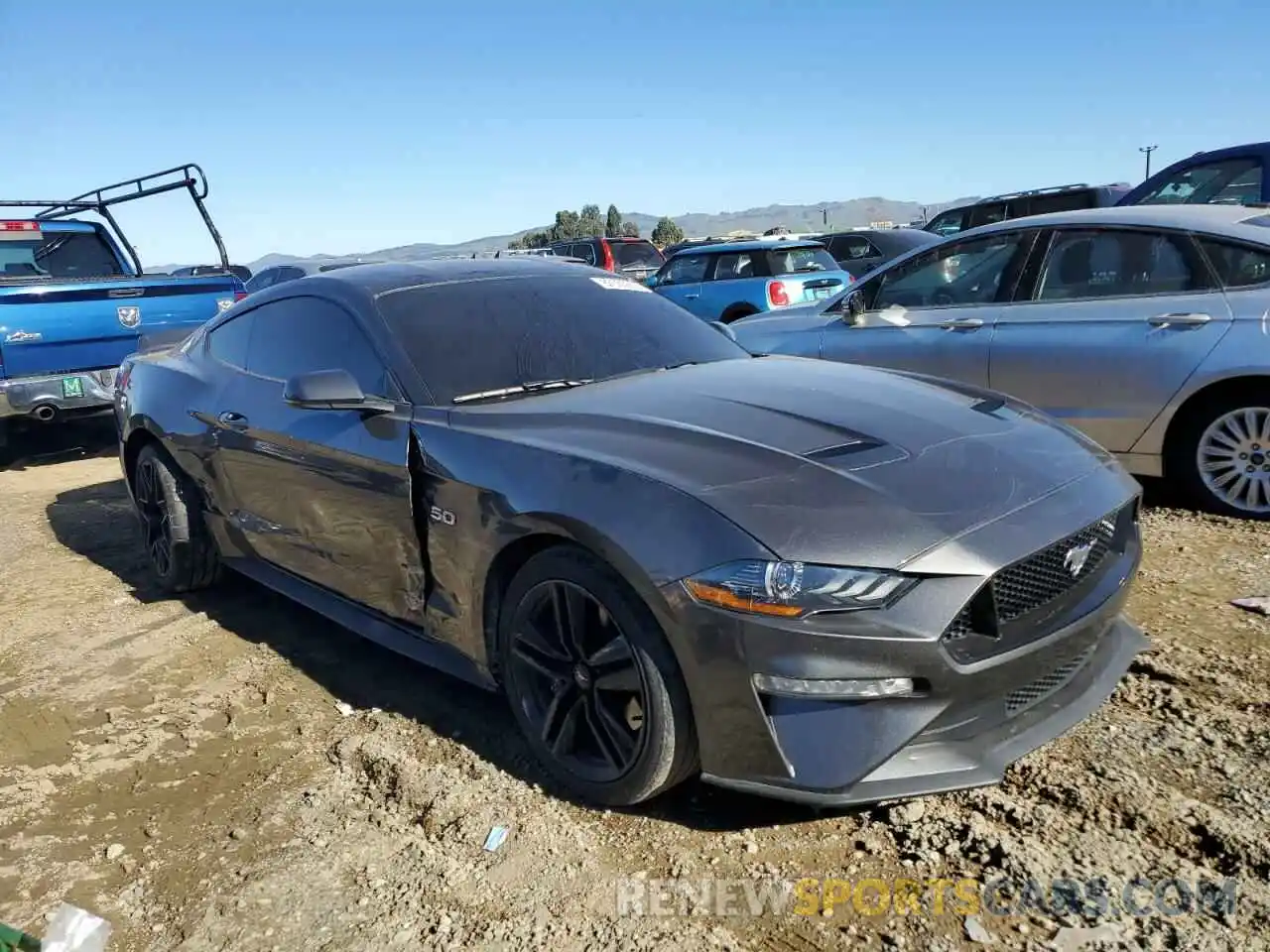 4 Photograph of a damaged car 1FA6P8CF8L5118430 FORD MUSTANG 2020