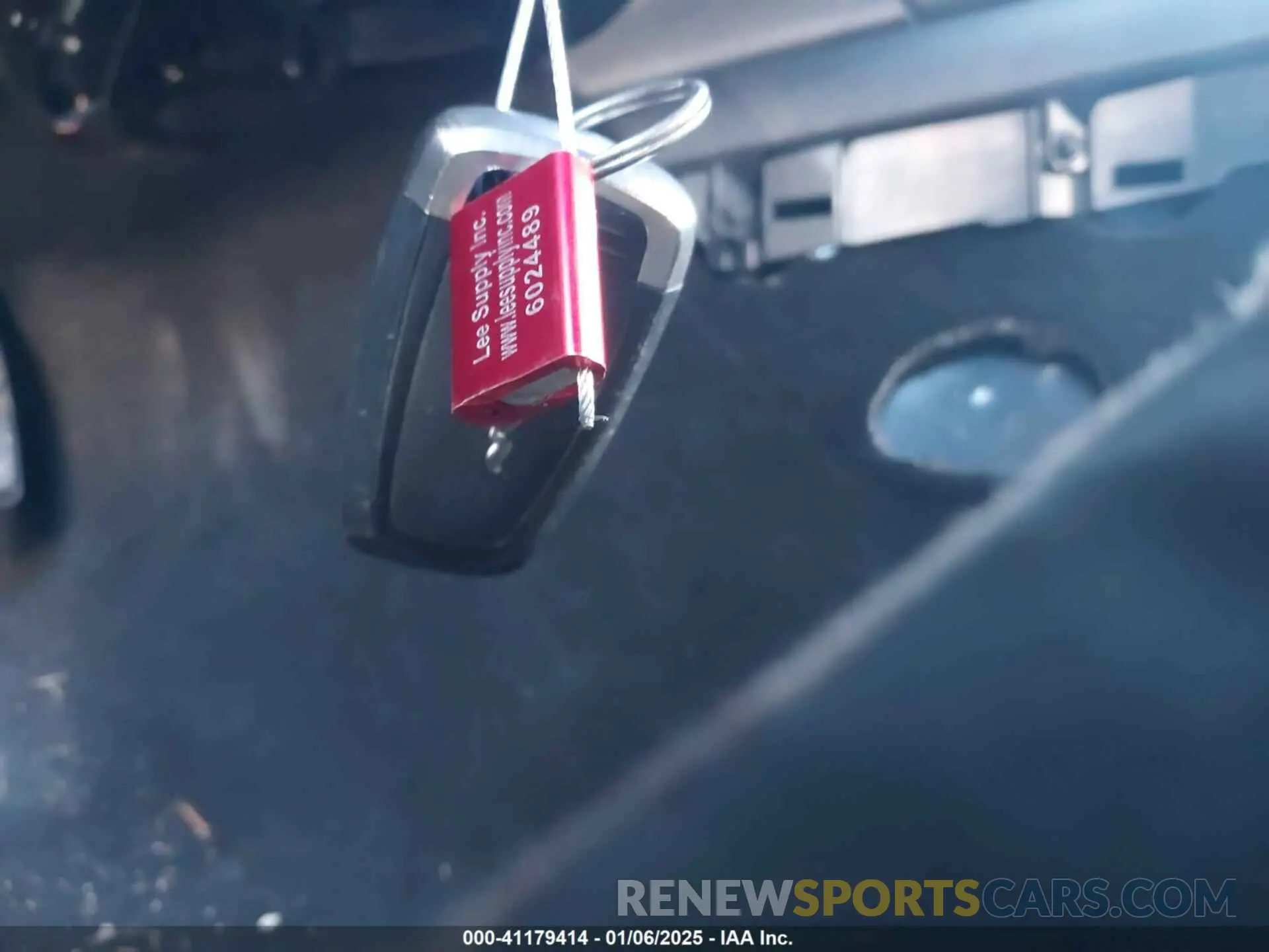 11 Photograph of a damaged car 1FA6P8CF9L5113849 FORD MUSTANG 2020