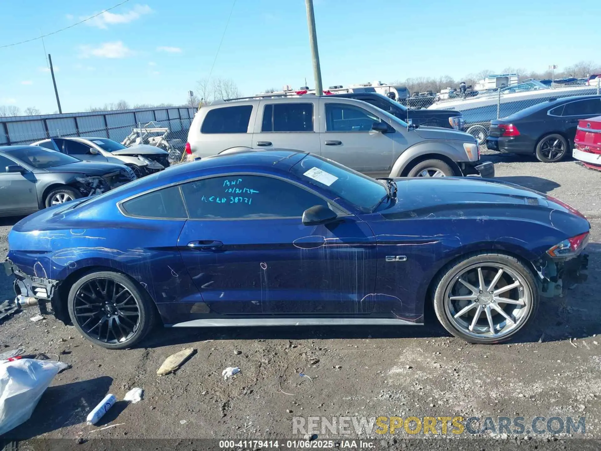 14 Photograph of a damaged car 1FA6P8CF9L5113849 FORD MUSTANG 2020