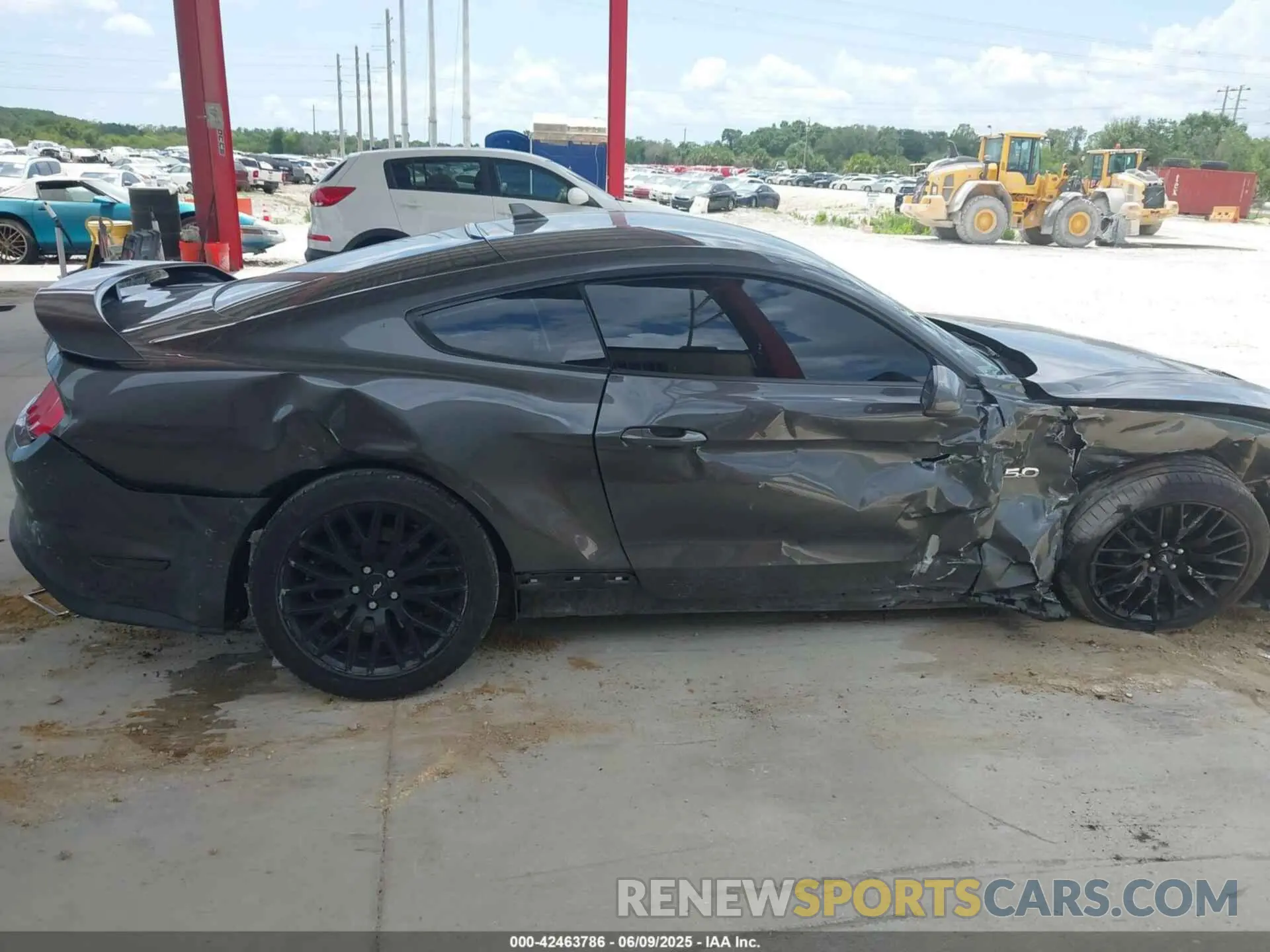 6 Photograph of a damaged car 1FA6P8CF9L5169080 FORD MUSTANG 2020