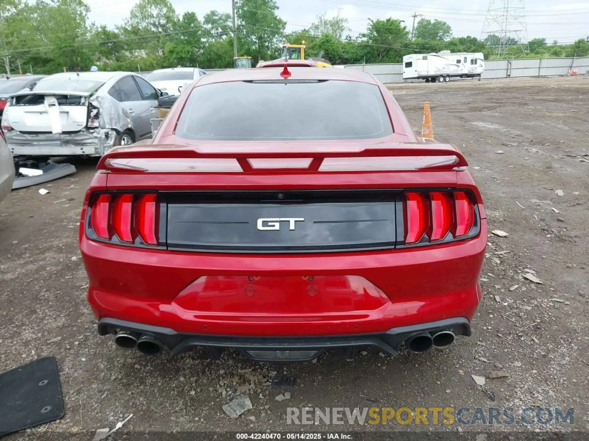16 Photograph of a damaged car 1FA6P8CF9L5169550 FORD MUSTANG 2020