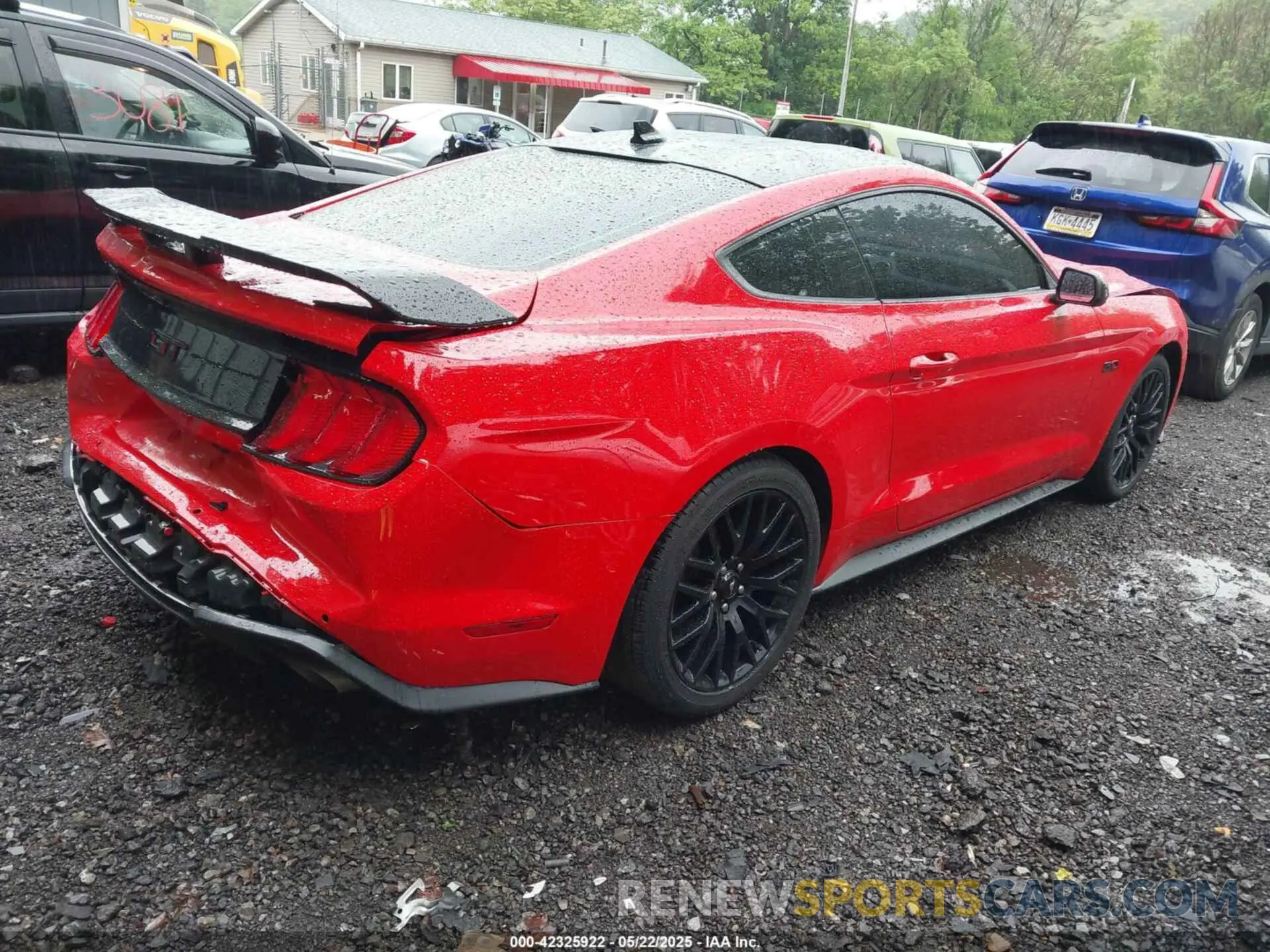 4 Photograph of a damaged car 1FA6P8CF9L5177857 FORD MUSTANG 2020