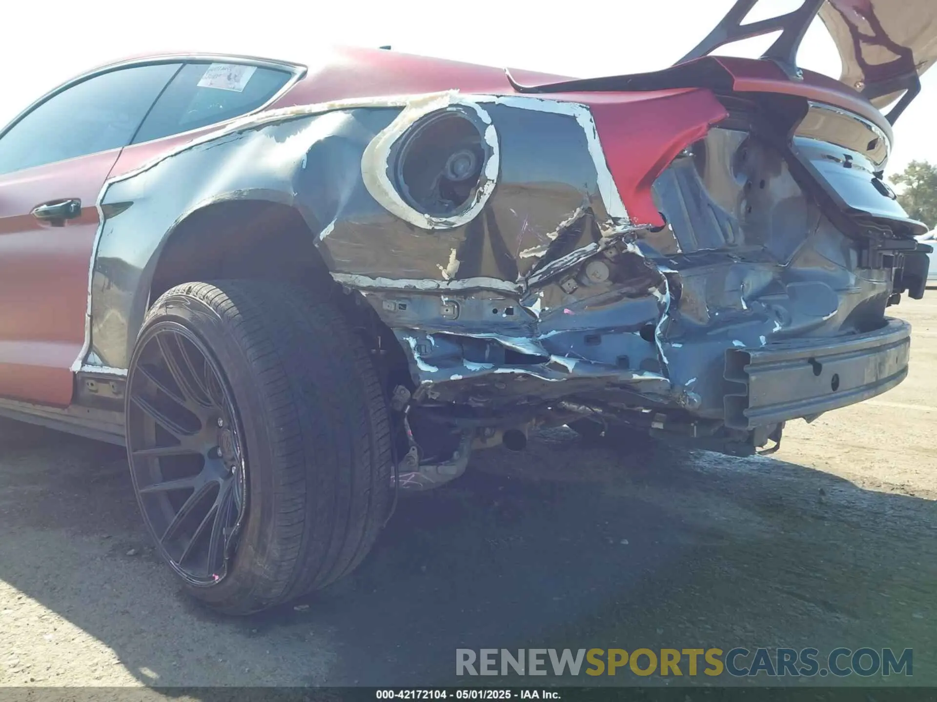 6 Photograph of a damaged car 1FA6P8CF9L5183321 FORD MUSTANG 2020