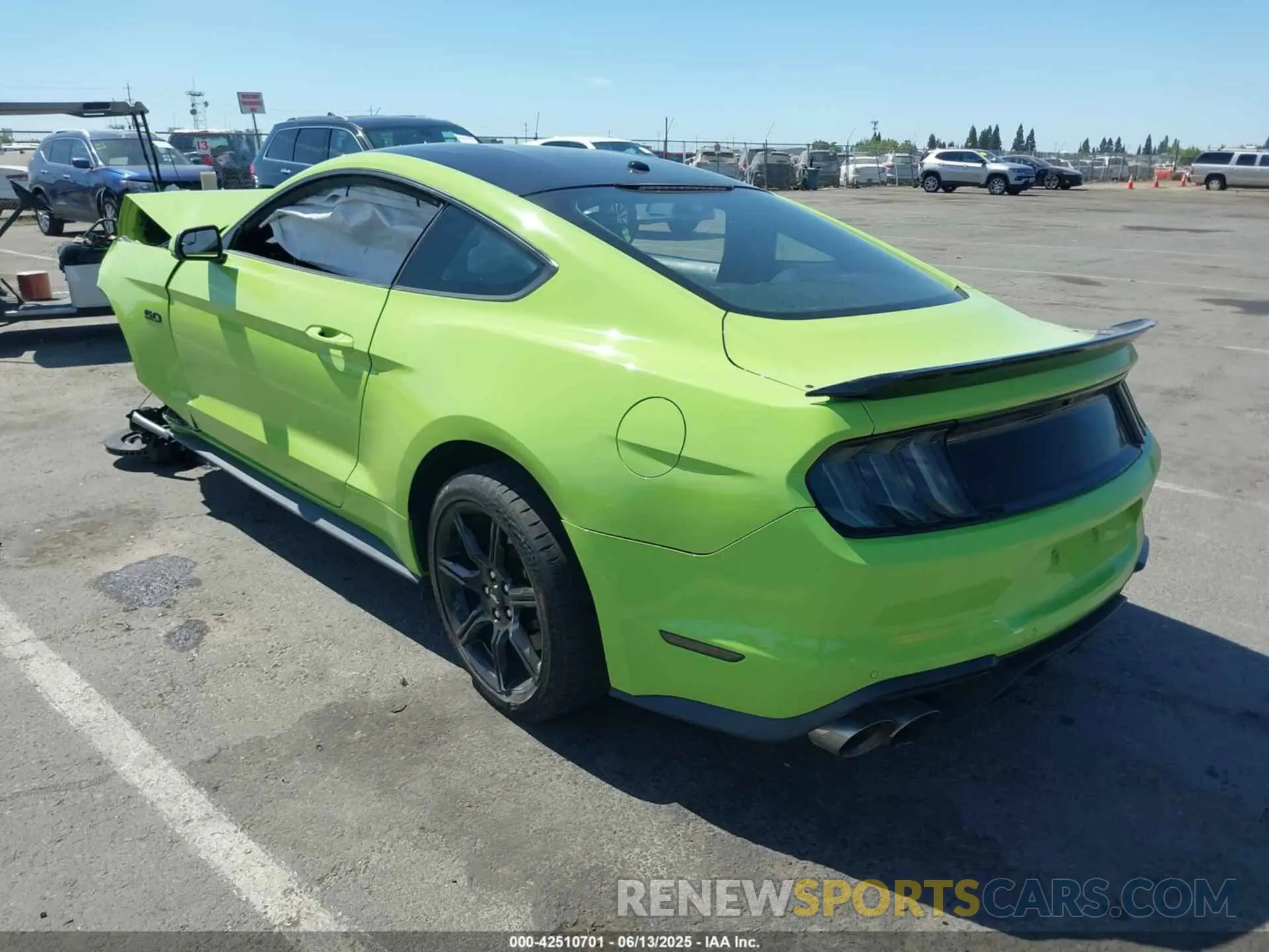 3 Photograph of a damaged car 1FA6P8CFXL5174093 FORD MUSTANG 2020
