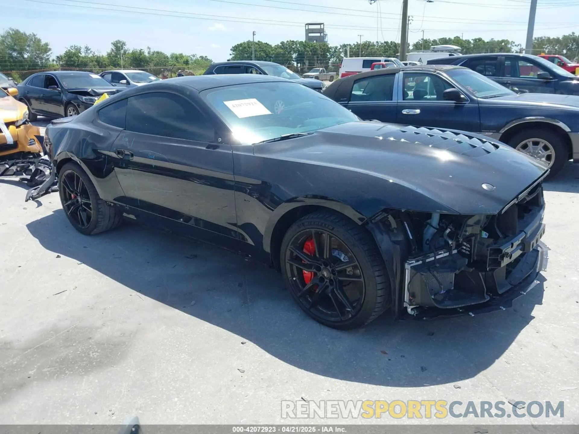 1 Photograph of a damaged car 1FA6P8SJ3L5502668 FORD MUSTANG 2020