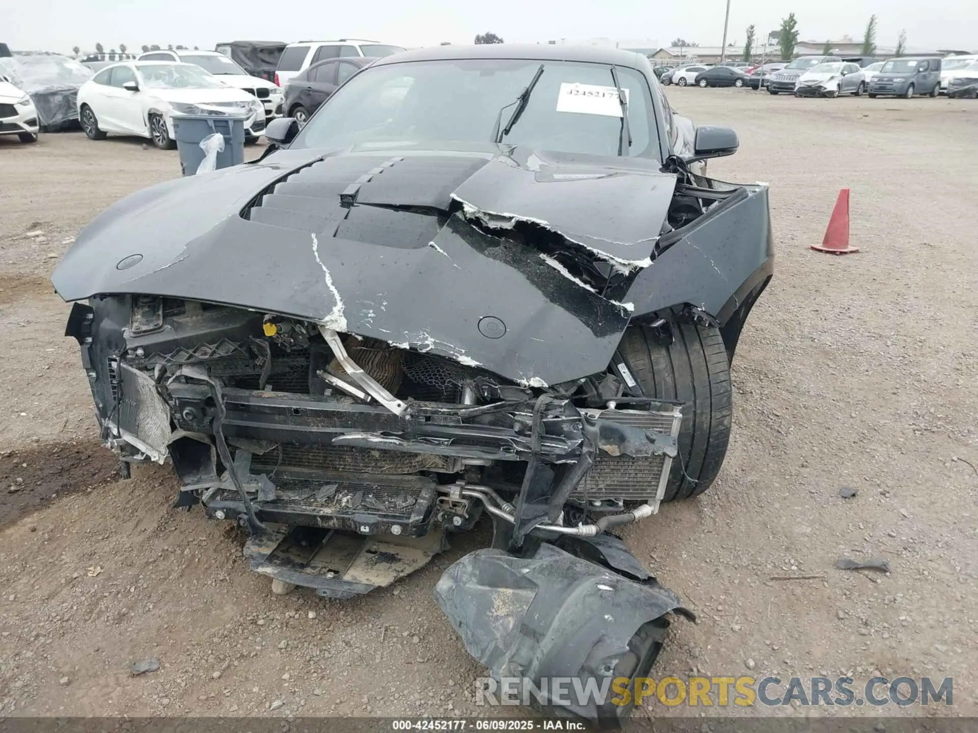 6 Photograph of a damaged car 1FA6P8SJ4L5503988 FORD MUSTANG 2020