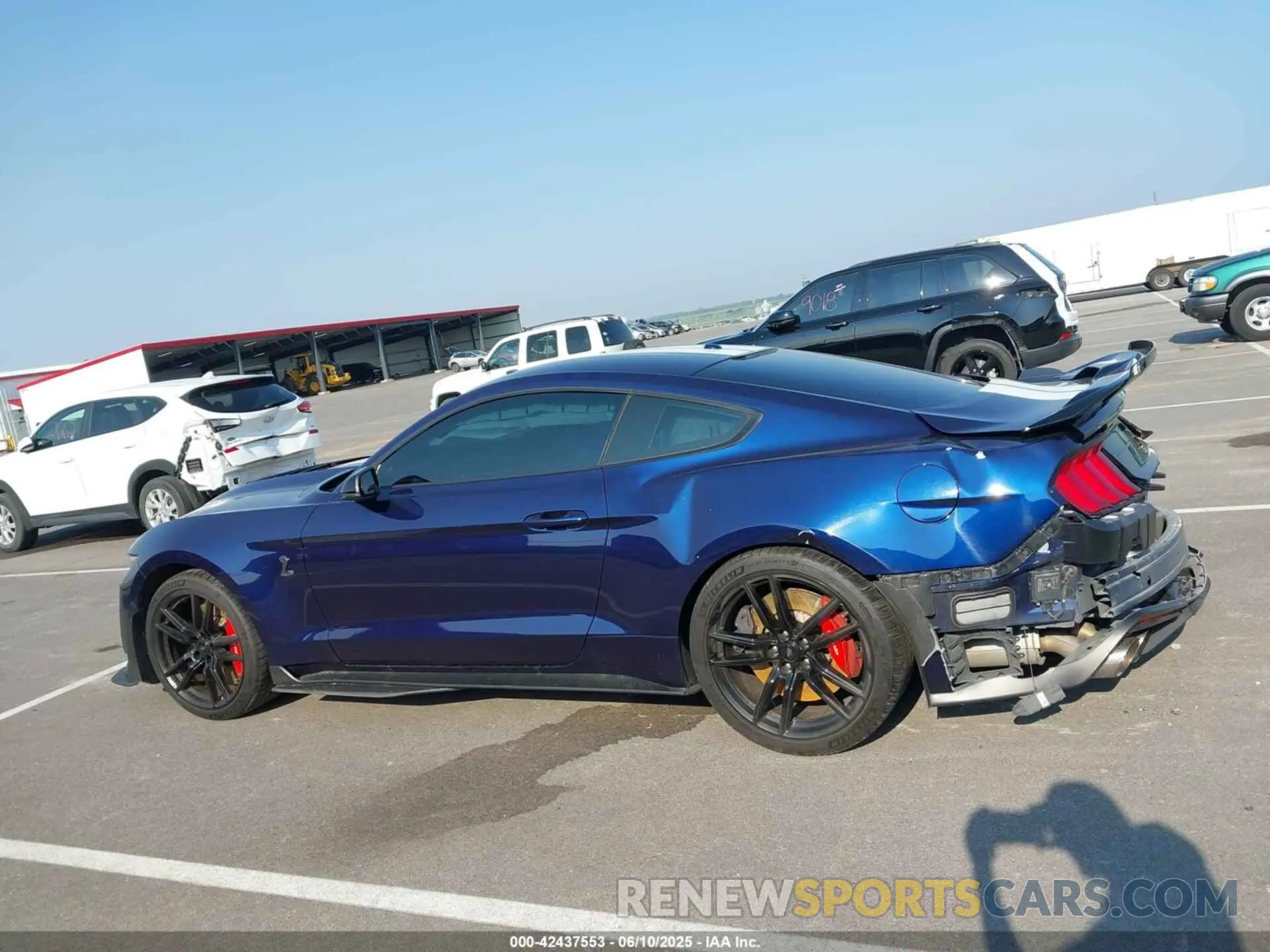 15 Photograph of a damaged car 1FA6P8SJ7L5500762 FORD MUSTANG 2020
