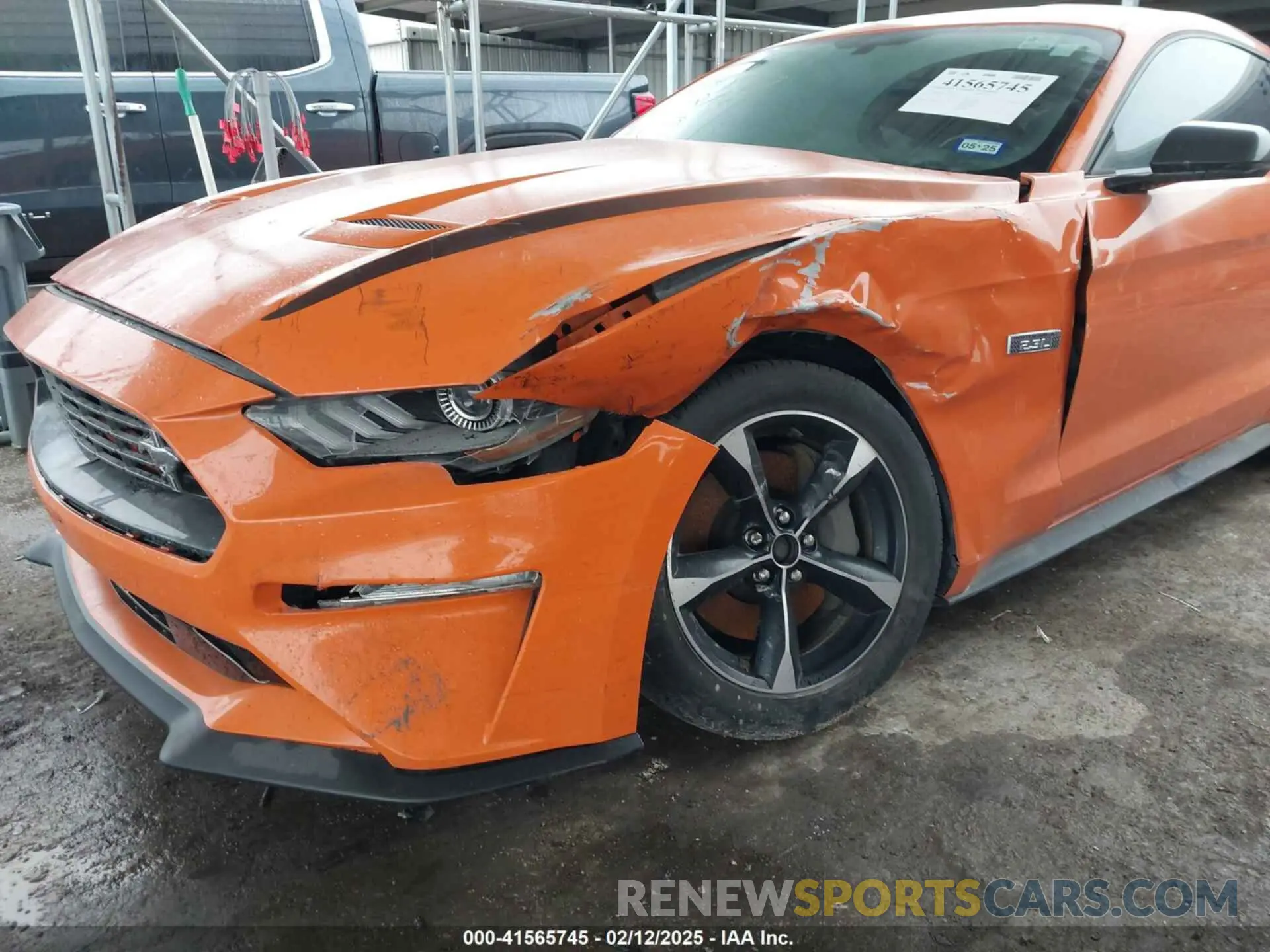 6 Photograph of a damaged car 1FA6P8TD8L5103067 FORD MUSTANG 2020