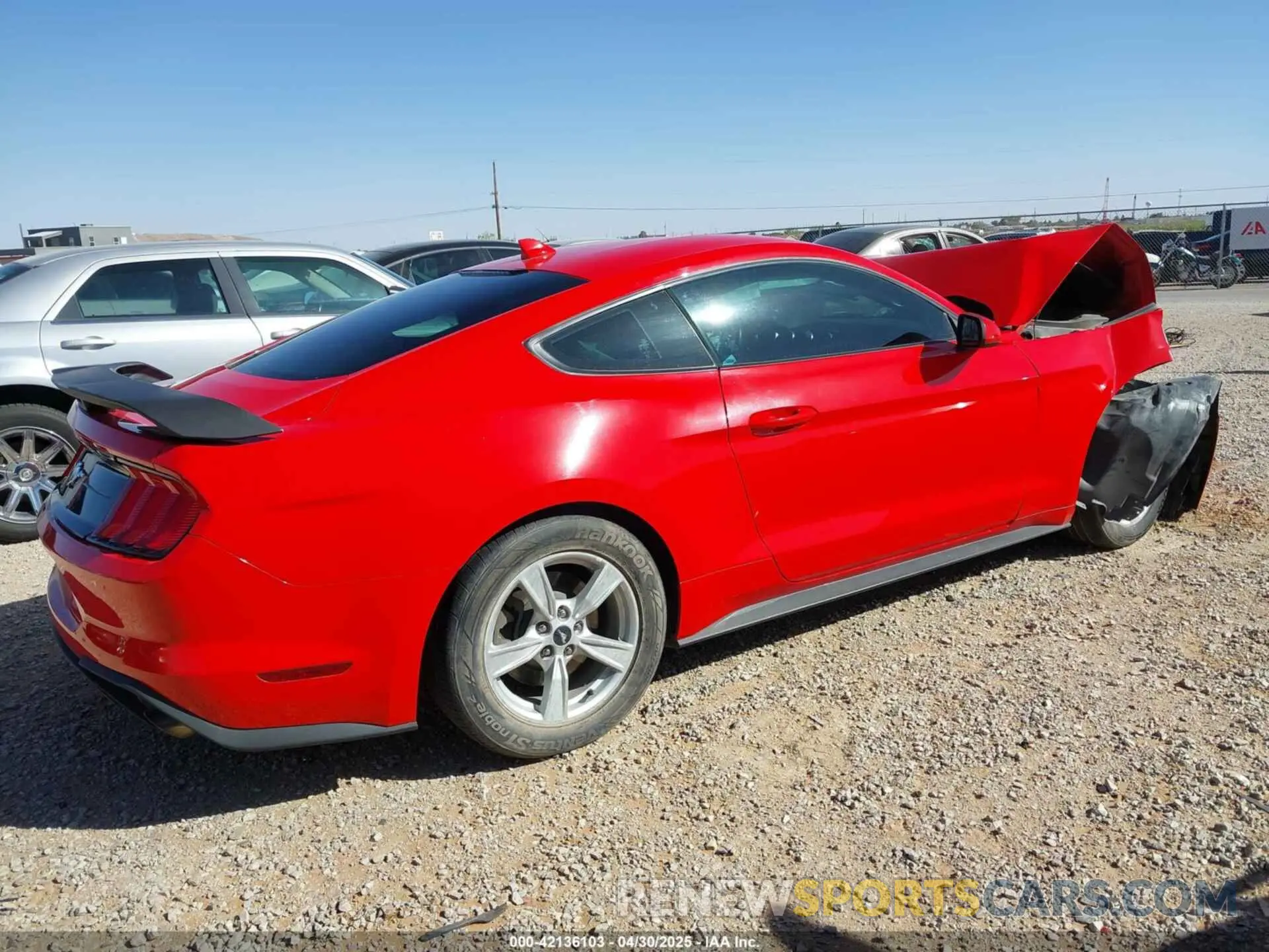 4 Photograph of a damaged car 1FA6P8TH1L5146359 FORD MUSTANG 2020