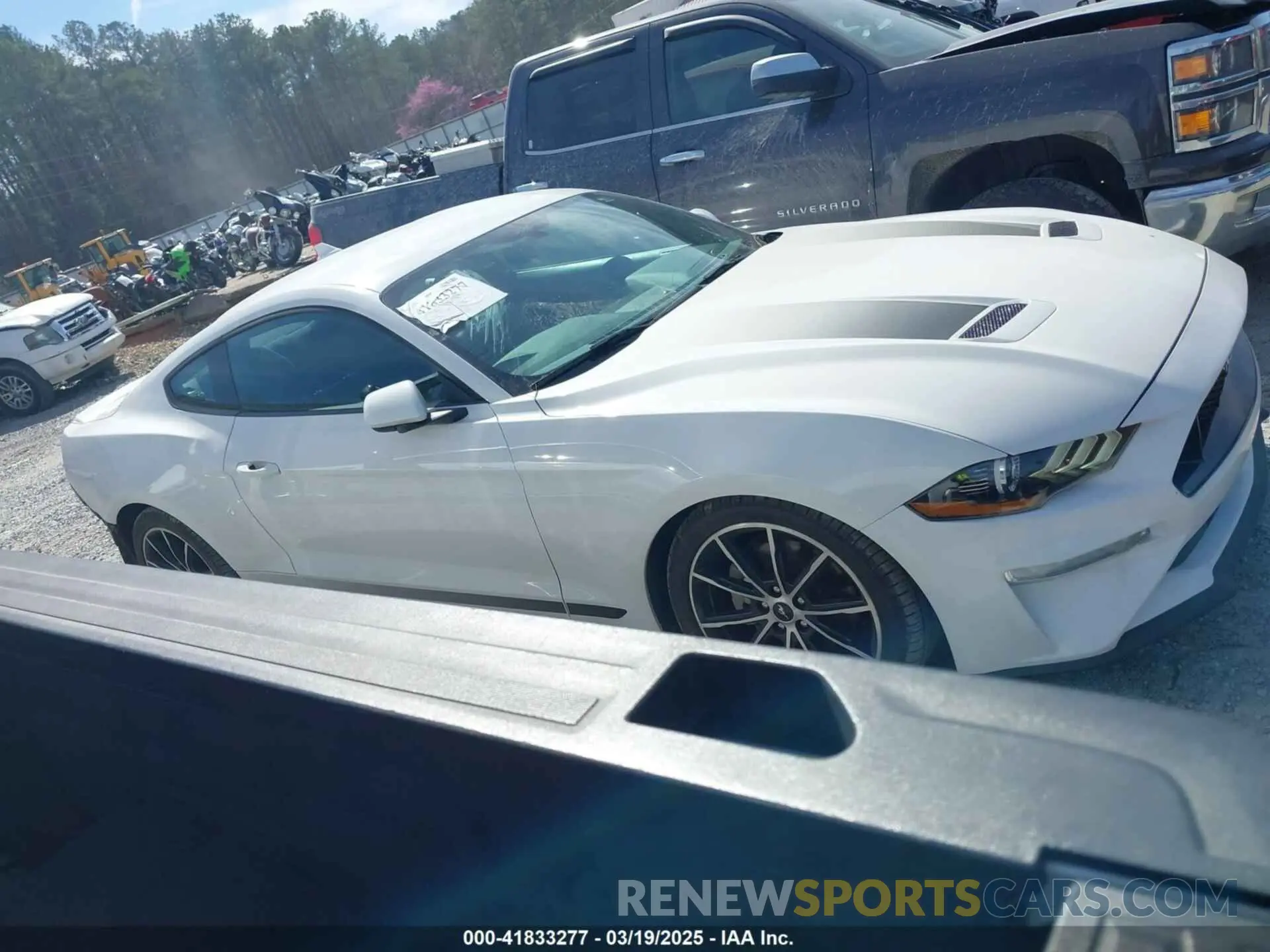 13 Photograph of a damaged car 1FA6P8TH2L5149304 FORD MUSTANG 2020