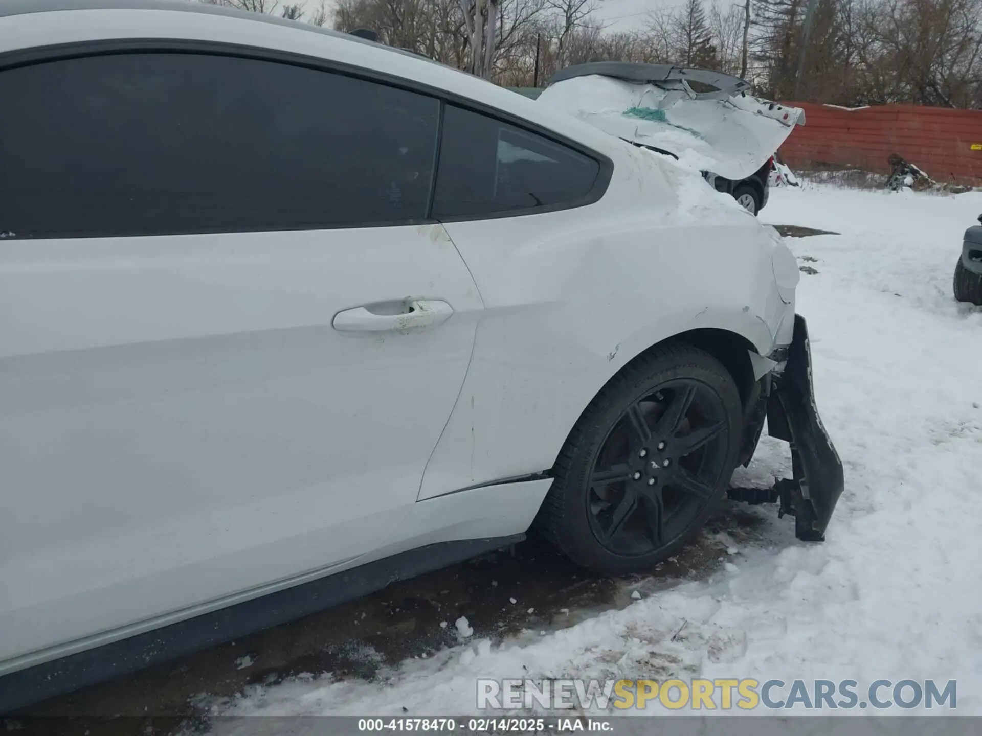 6 Photograph of a damaged car 1FA6P8TH2L5182142 FORD MUSTANG 2020
