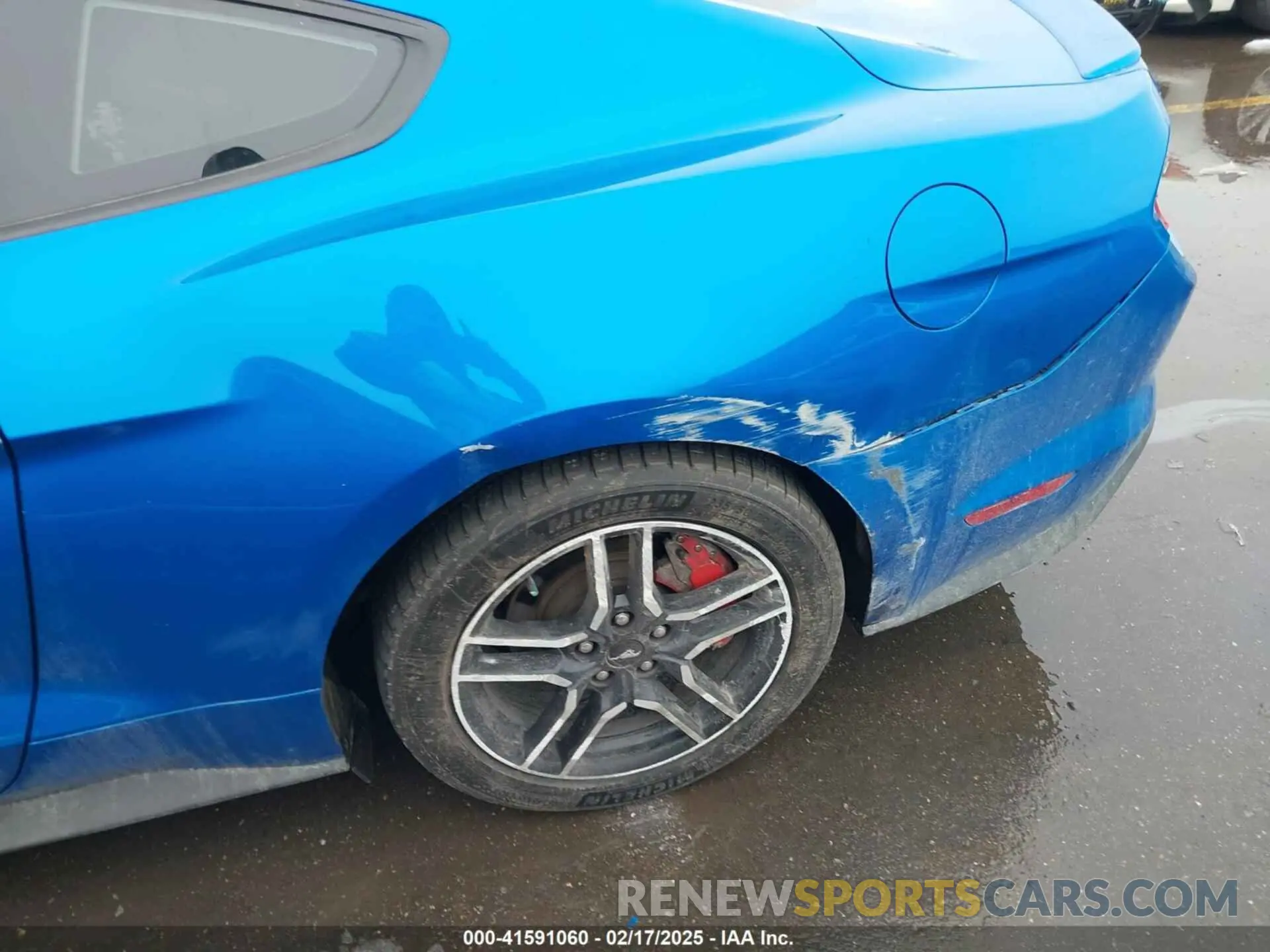 6 Photograph of a damaged car 1FA6P8TH2L5185834 FORD MUSTANG 2020