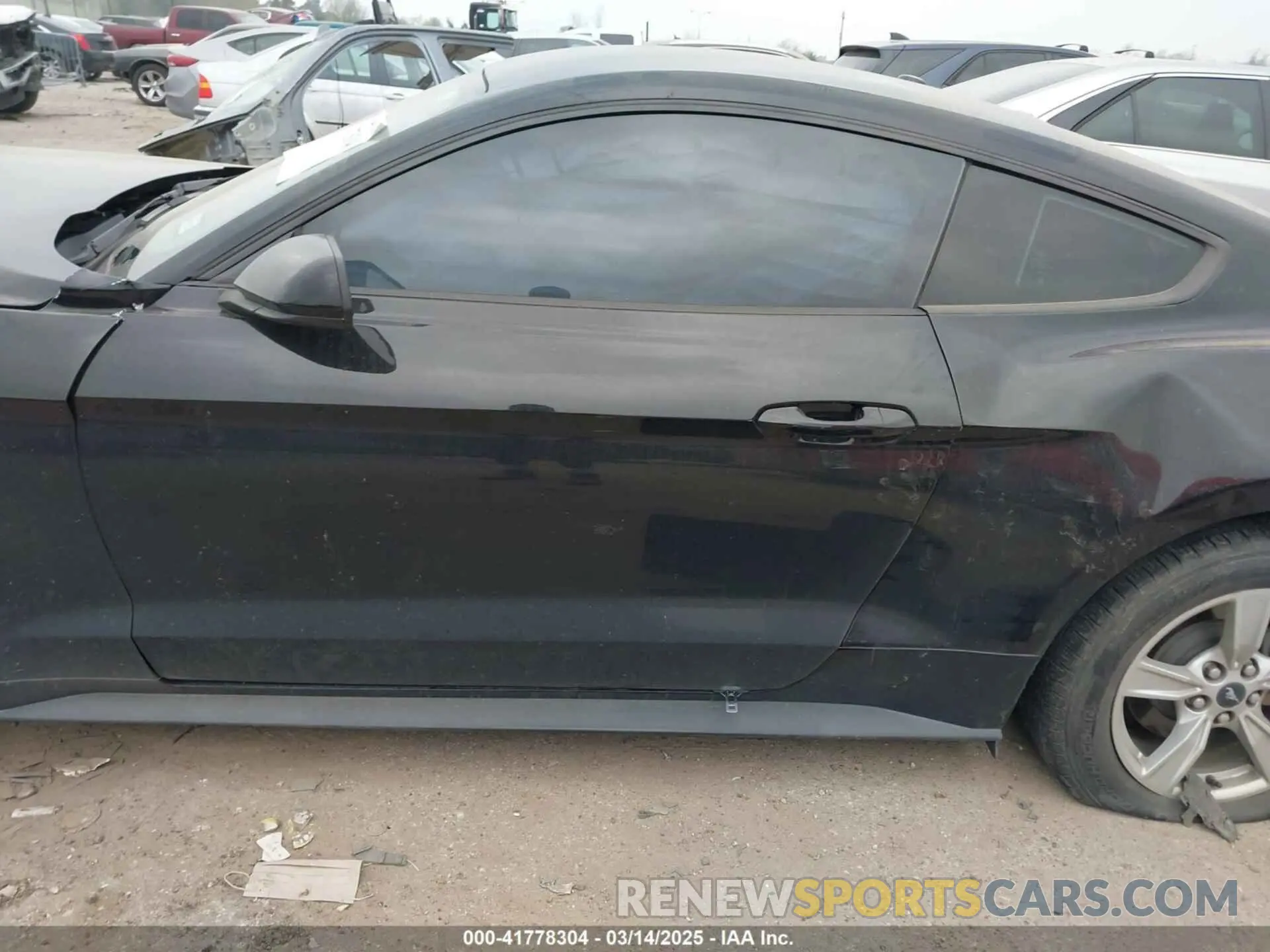 14 Photograph of a damaged car 1FA6P8TH3L5105814 FORD MUSTANG 2020