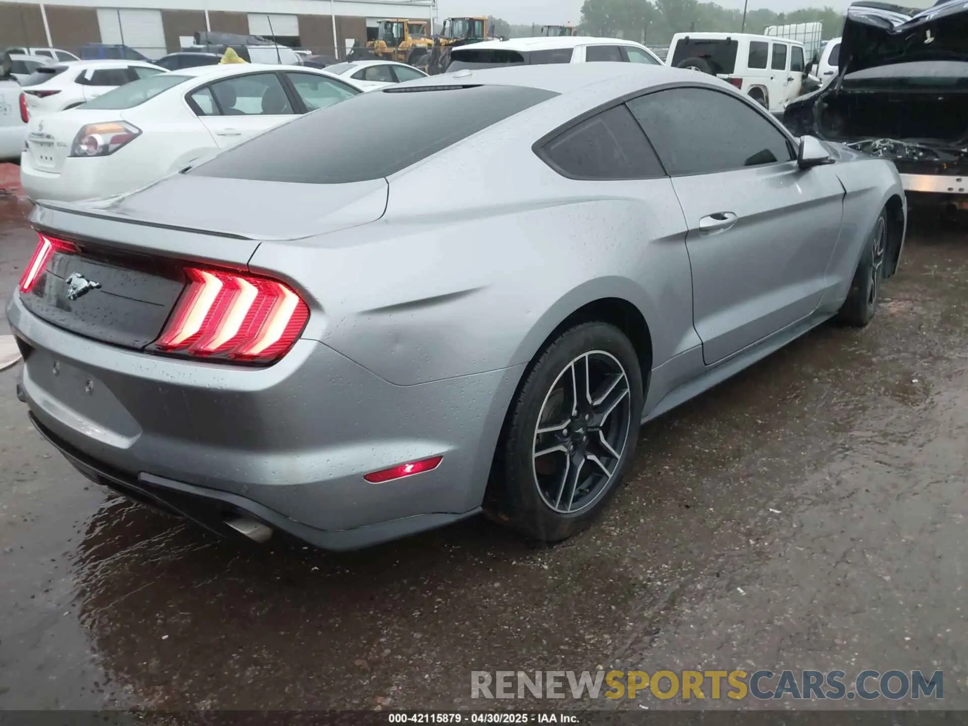 4 Photograph of a damaged car 1FA6P8TH3L5111659 FORD MUSTANG 2020