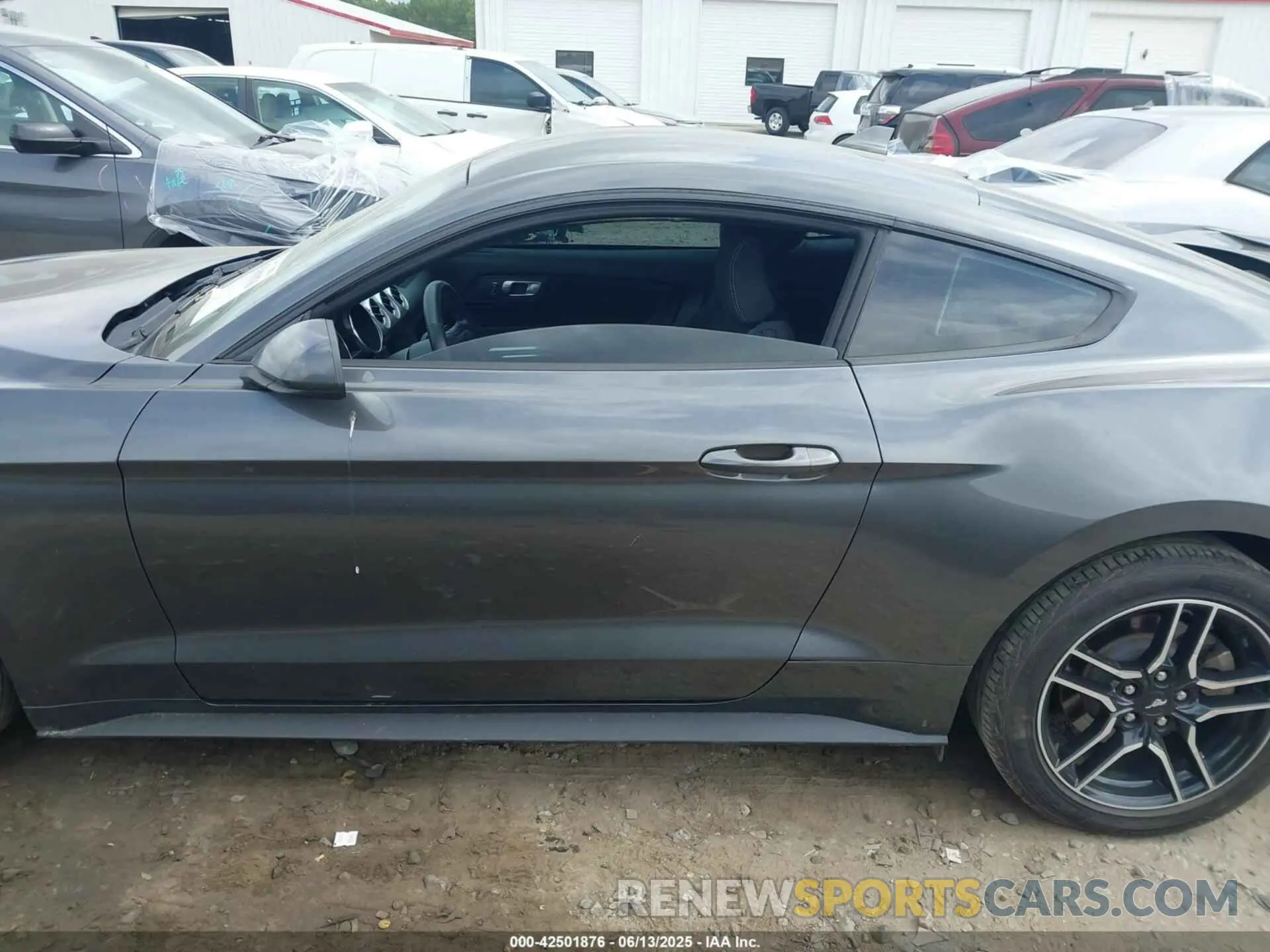 14 Photograph of a damaged car 1FA6P8TH3L5171960 FORD MUSTANG 2020