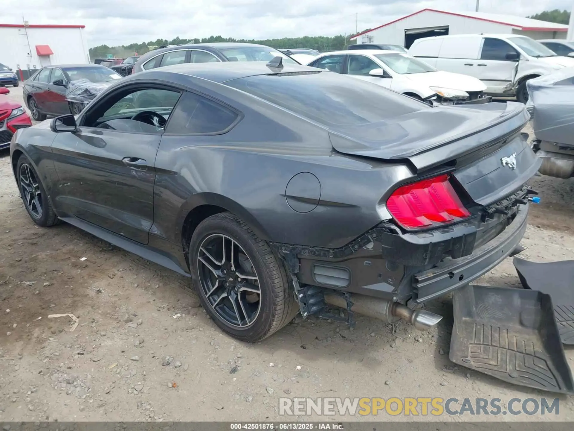 3 Photograph of a damaged car 1FA6P8TH3L5171960 FORD MUSTANG 2020