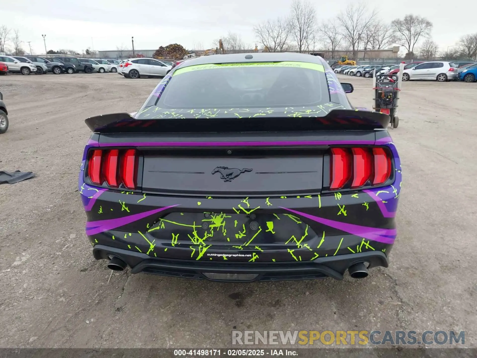 16 Photograph of a damaged car 1FA6P8TH5L5108438 FORD MUSTANG 2020