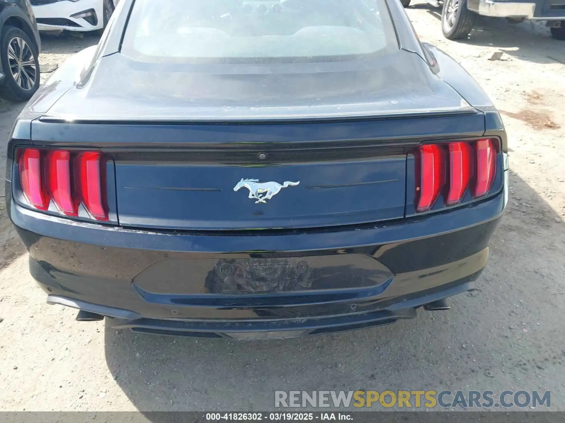 15 Photograph of a damaged car 1FA6P8TH5L5187643 FORD MUSTANG 2020