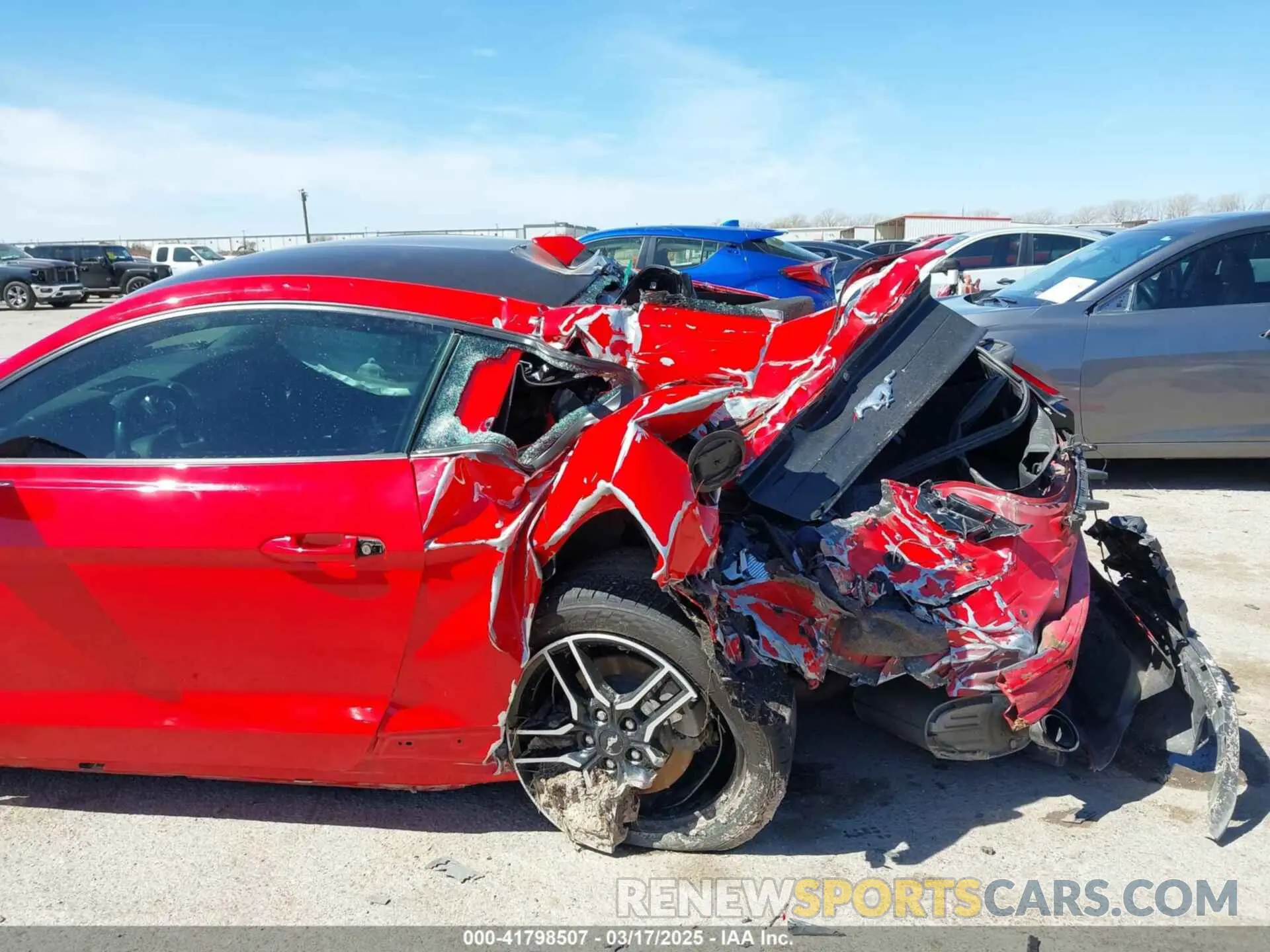 6 Photograph of a damaged car 1FA6P8TH6L5148110 FORD MUSTANG 2020
