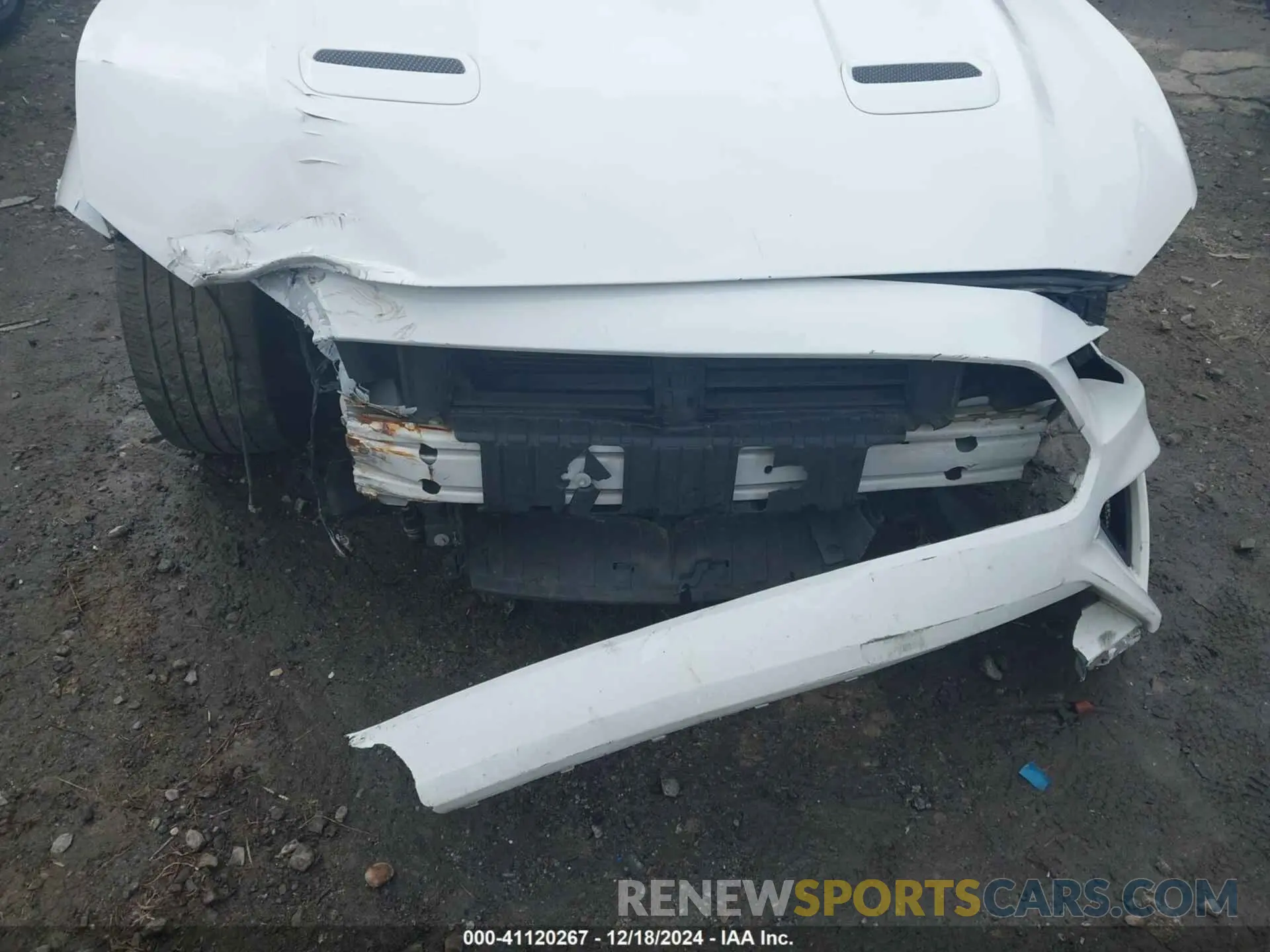 6 Photograph of a damaged car 1FA6P8TH7L5123071 FORD MUSTANG 2020